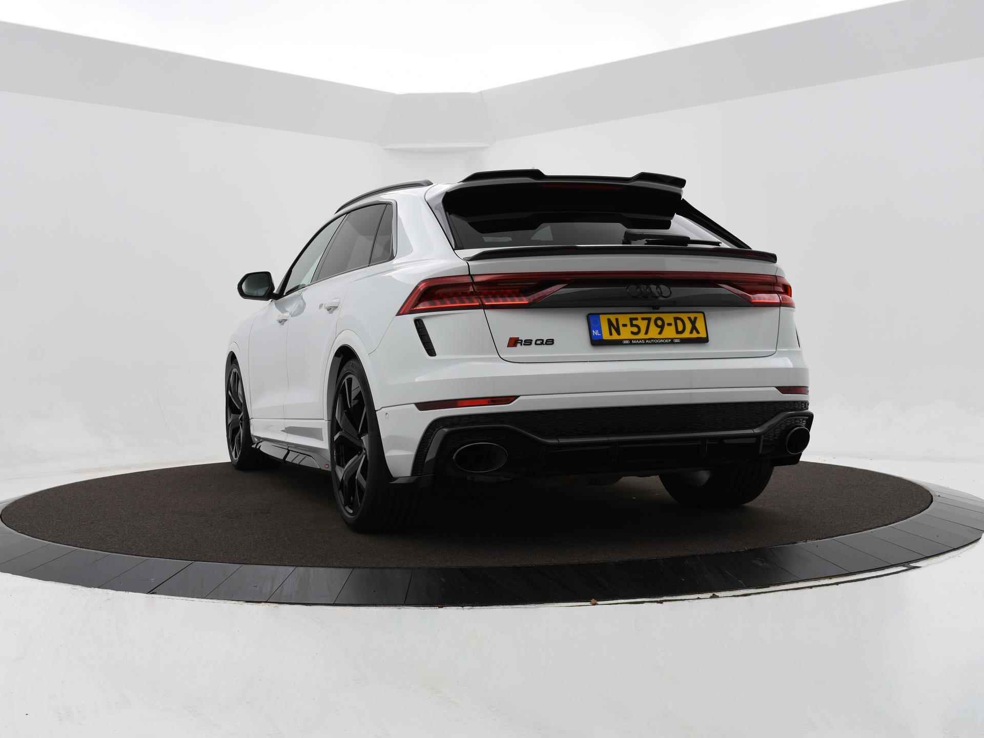 Audi RS Q8 4.0 TFSI 600 pk Quattro | URBAN AUTOMOTIVE | Dynamic Plus Pakket | 305 km/h | Keramische Remmen | Carbon Pakket Binnen + Buiten | Assistentiepakket City | B&O Sound | Standkachel | 360 Camera | Leder · TOPDEAL - 9/47