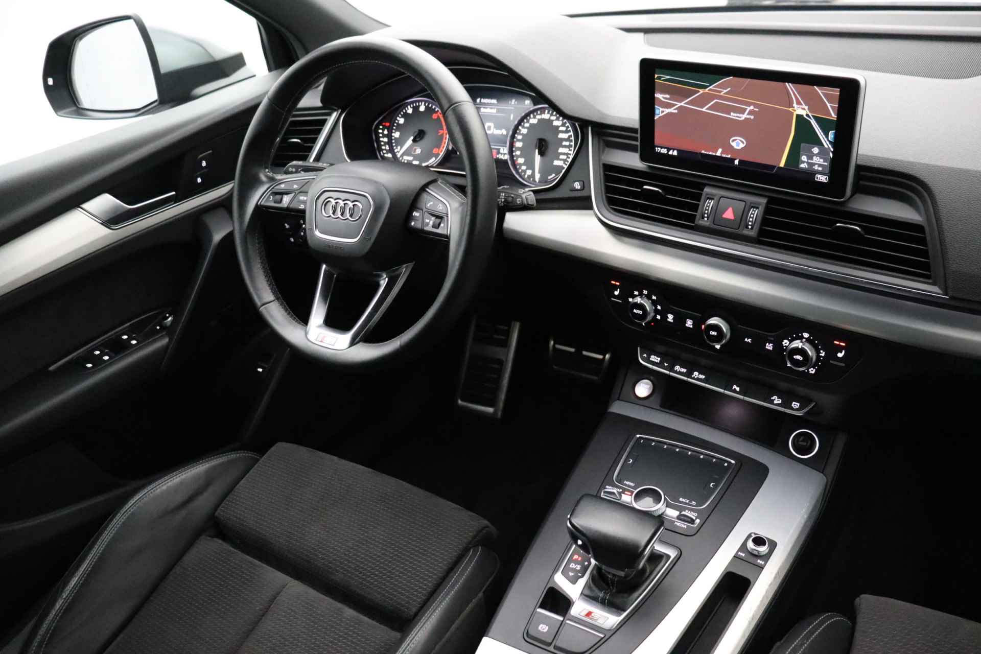 Audi SQ5 3.0 TFSI 354pk quattro | Trekhaak | Leder/alcantara | Camera | Stoelverwarming - 18/31