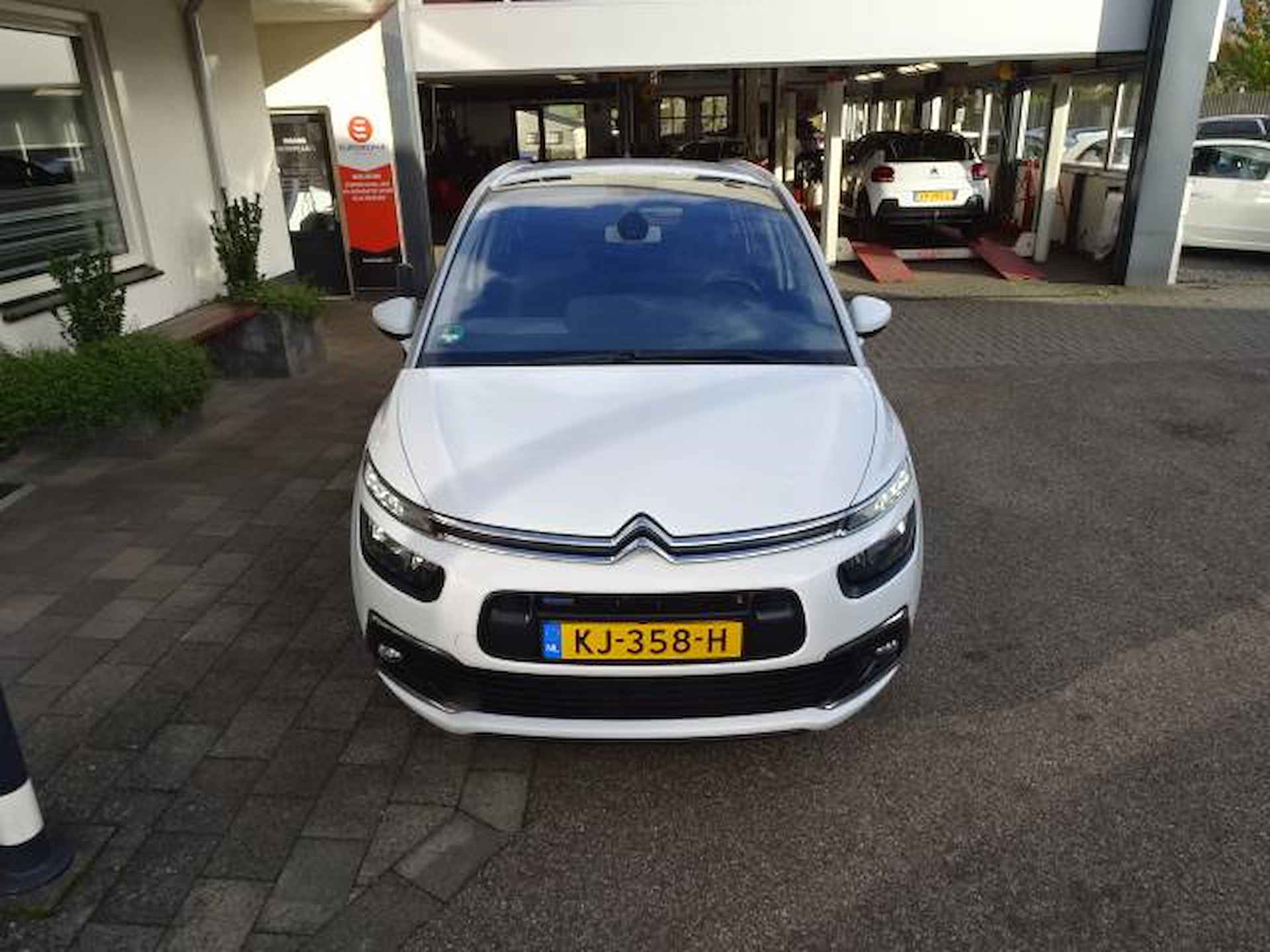 Citroen Grand C4 Picasso 1.2 PureTech Business - 9/25