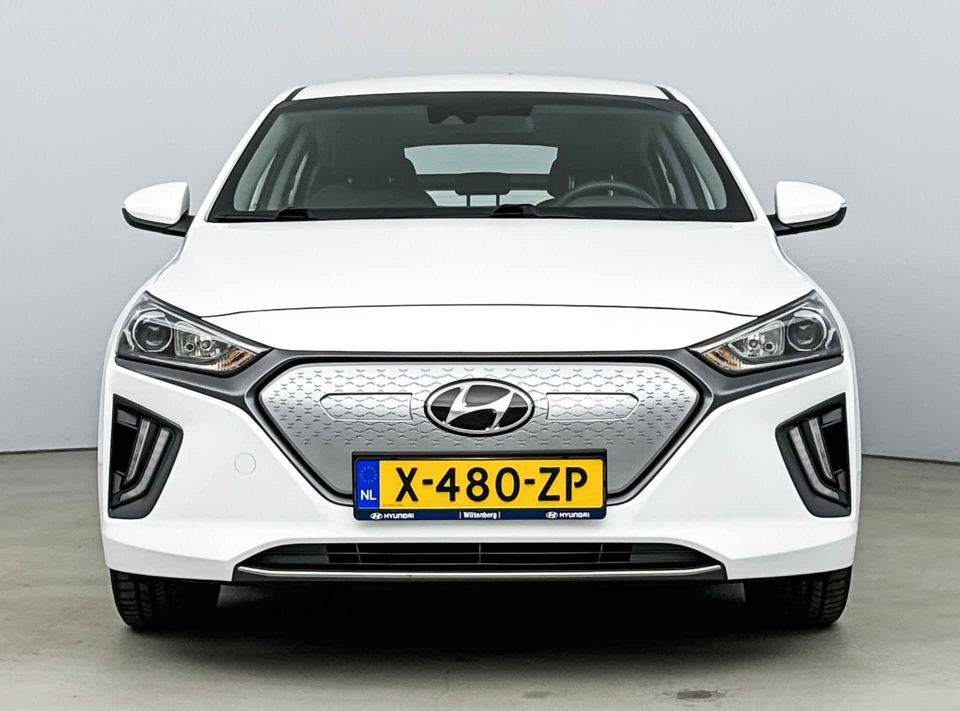 Hyundai IONIQ Comfort EV 38 kWh | €2000,- EV-subsidie! | Navigatie via smartphone | Camera | Keyless - 6/34