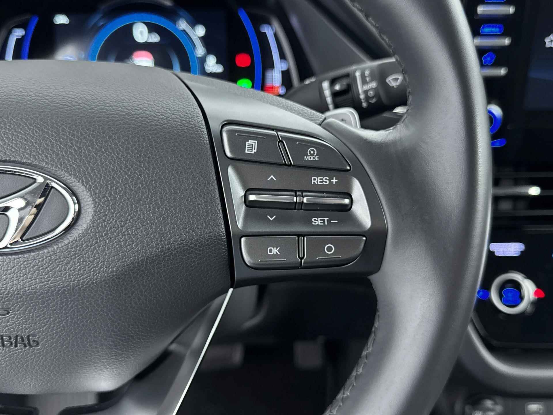 Hyundai IONIQ Comfort EV 38 kWh | €2000,- EV-subsidie! | Navigatie via smartphone | Camera | Keyless - 20/34
