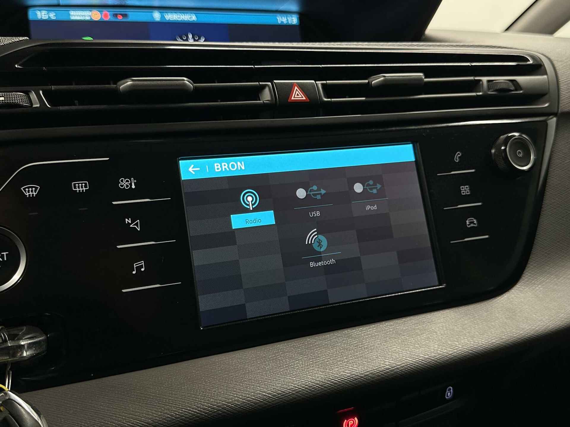 Citroen Grand C4 SpaceTourer 1.2 PureTech Shine CARPLAY TREKHAAK - 32/42