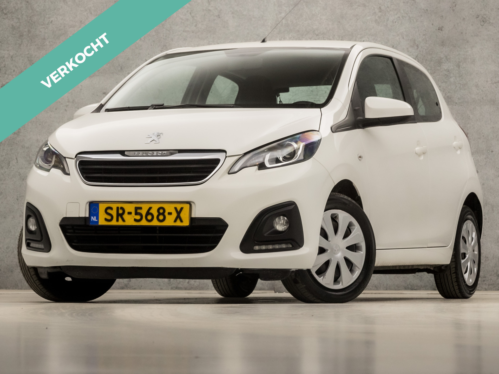 Peugeot 108 1.0 e-VTi Luxury Automaat (AIRCO, BLUETOOTH, 5-DEURS, XENON, STUURWIELBEDIENING, ELEK PAKKET, NIEUWE APK, NIEUWSTAAT)