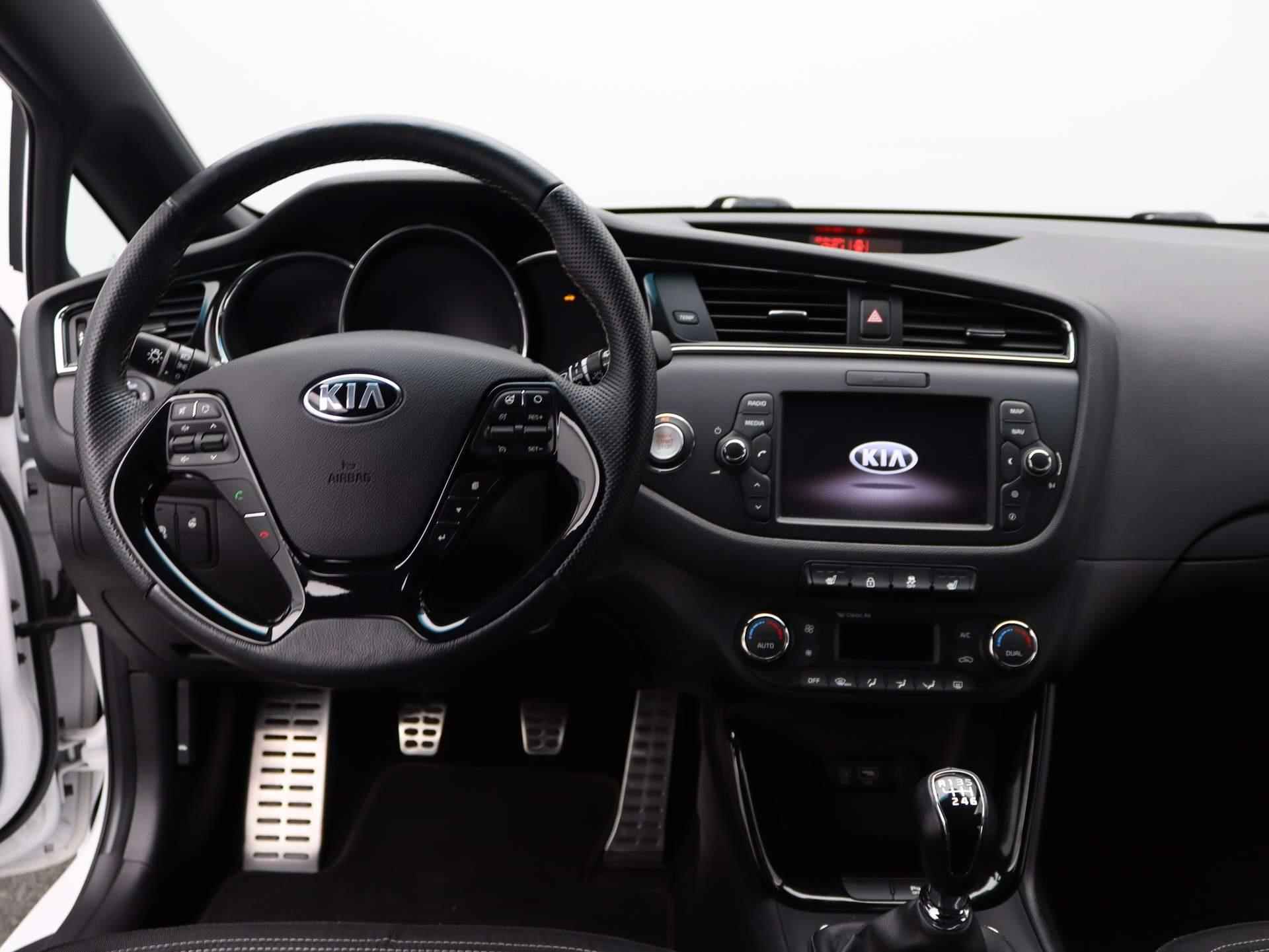 Kia pro_cee'd 1.0 T-GDi GT-Line | Navigatie | Stoelverwarming | Stuurverwarming | Camera | Cruise Control | DAB+ | Privacy Glass | - 10/50