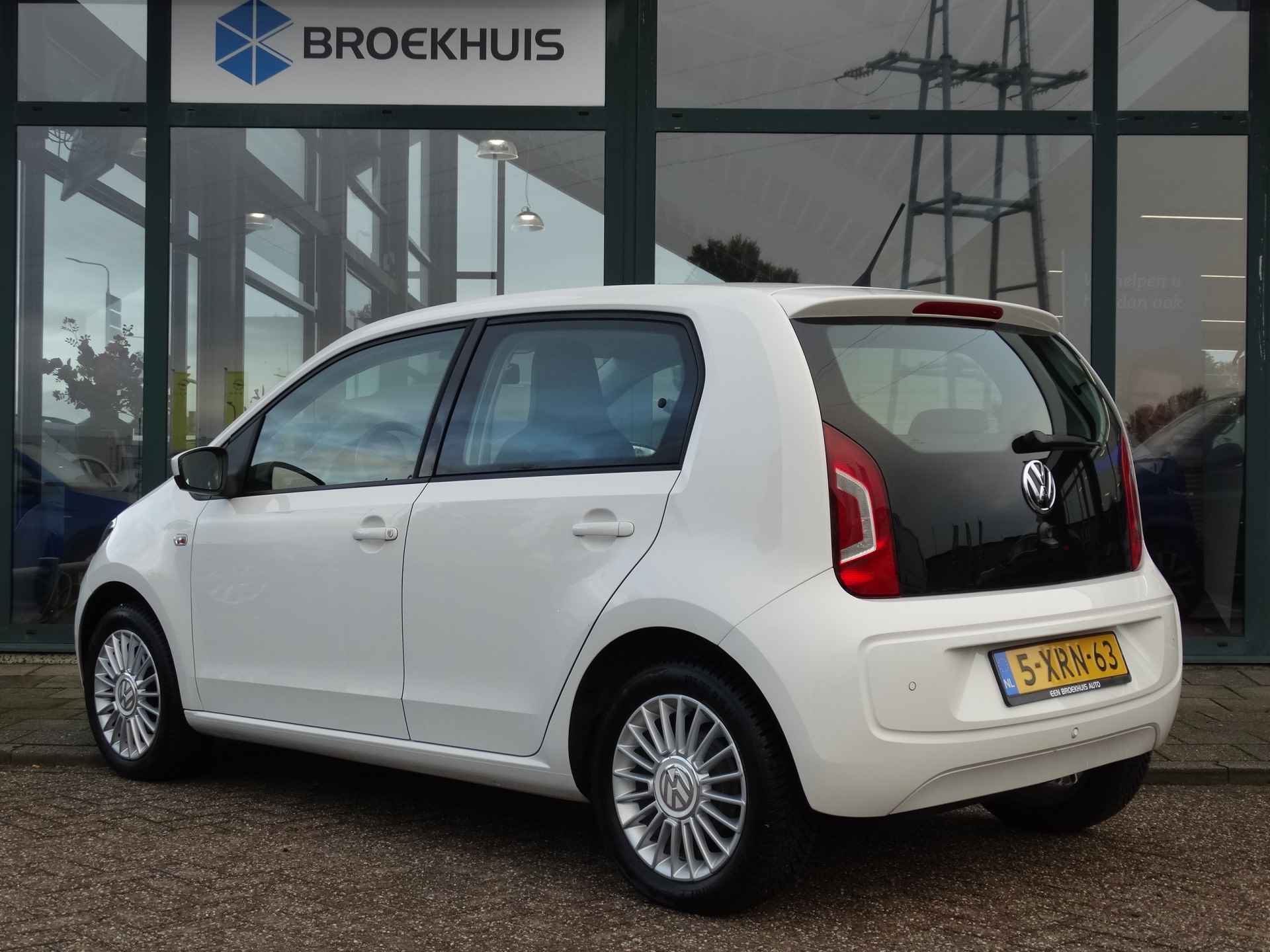 Volkswagen up! 1.0 high up! BlueMotion - 3/18