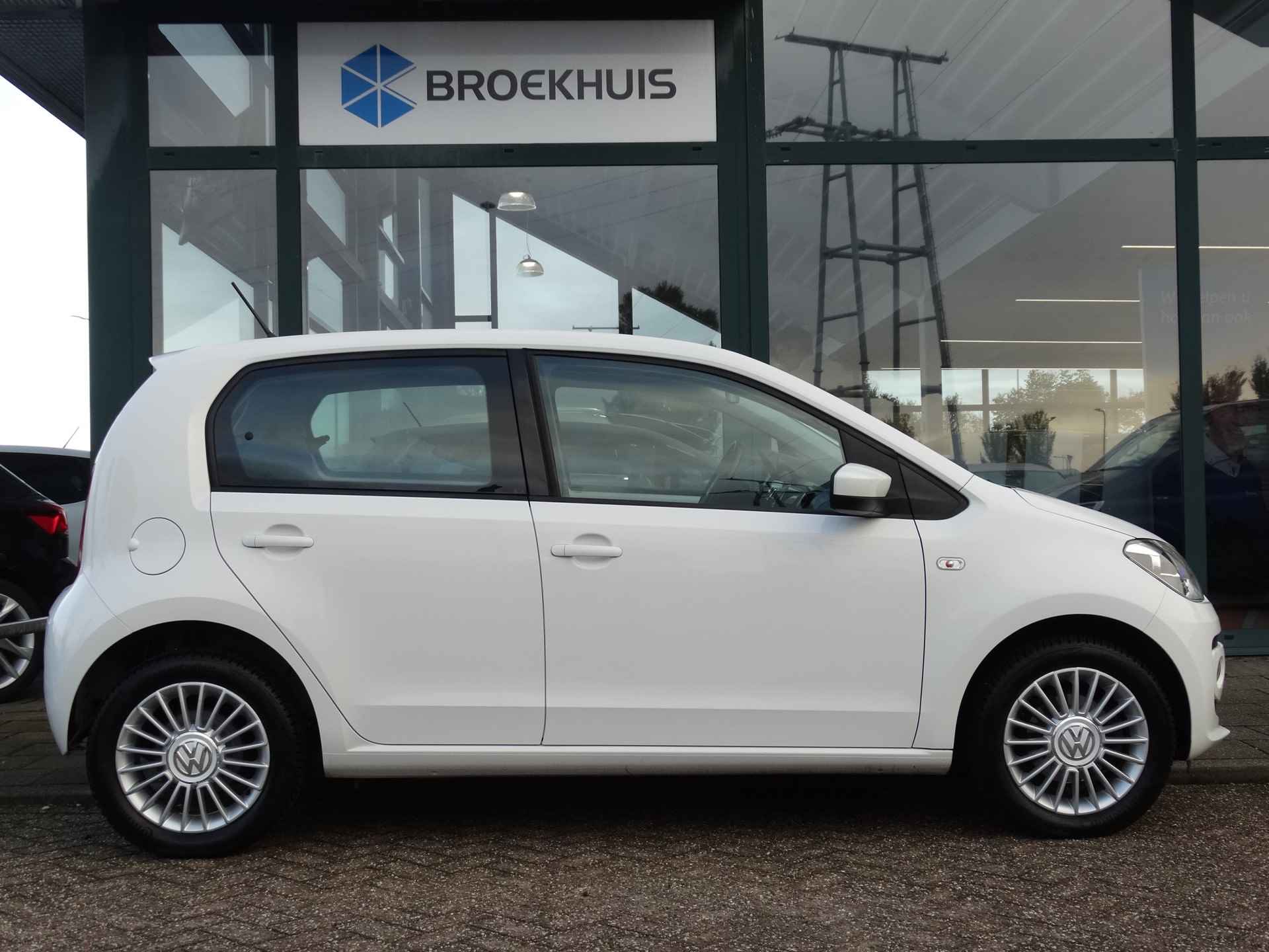 Volkswagen up! 1.0 high up! BlueMotion - 9/18