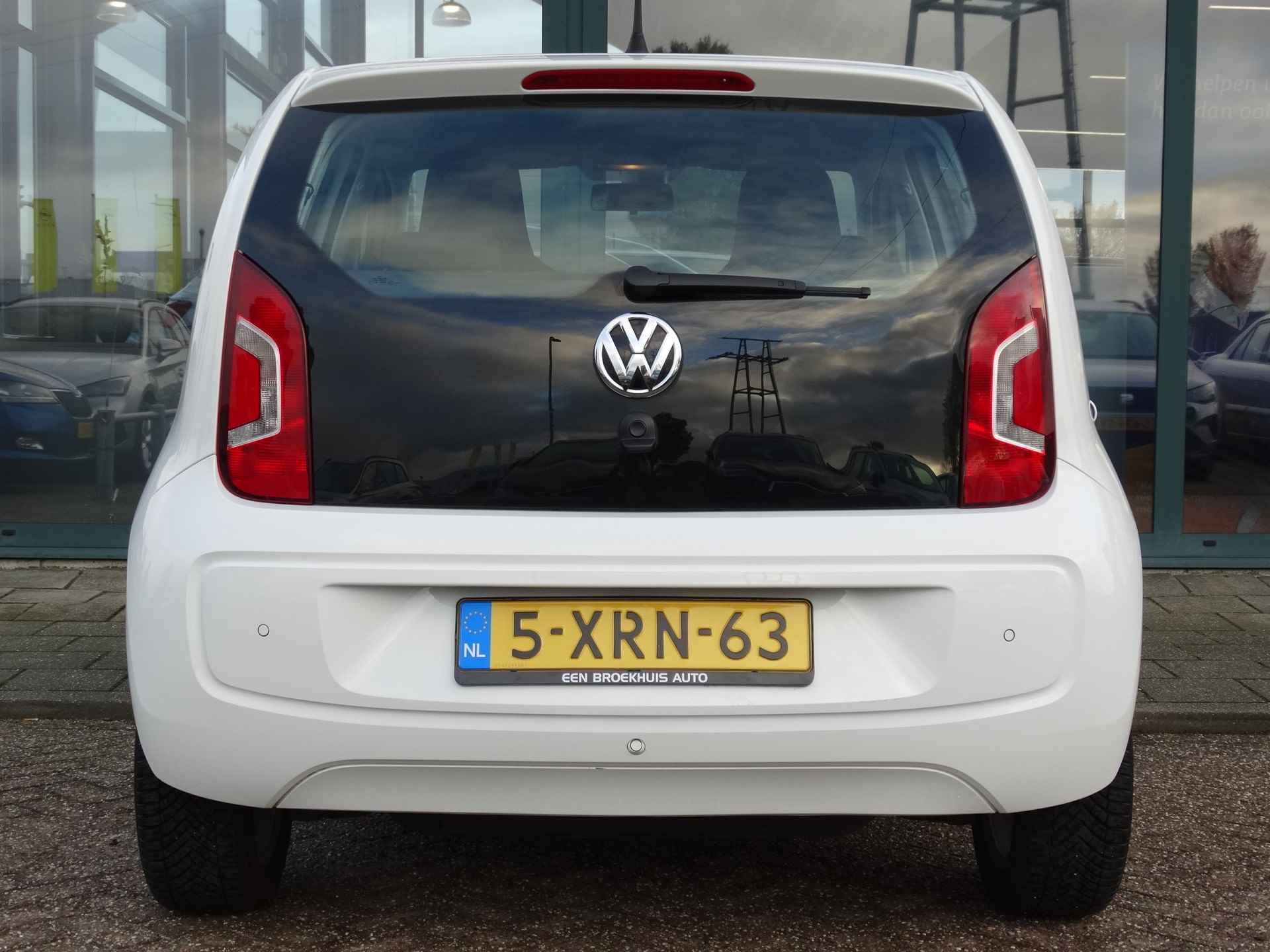 Volkswagen up! 1.0 high up! BlueMotion - 18/18