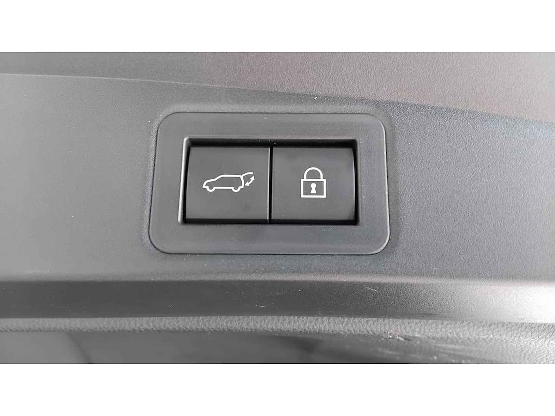 Toyota Corolla TS 1.8 LED Apple HUD Stoelverw Keyless - 21/23