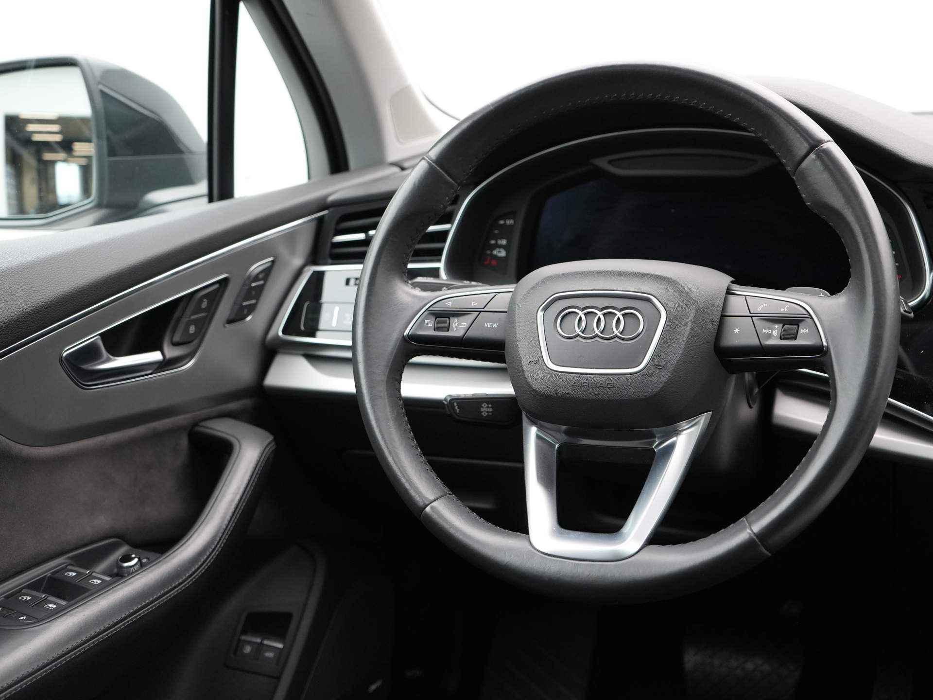 Audi Q7 55 TFSI e quattro Pro Line Plus | autom 8 traps | Audi entertainment systeem achter| Lederen bekleding | Navigatie by App | Panoramadak | LM velgen 19" - 5/83