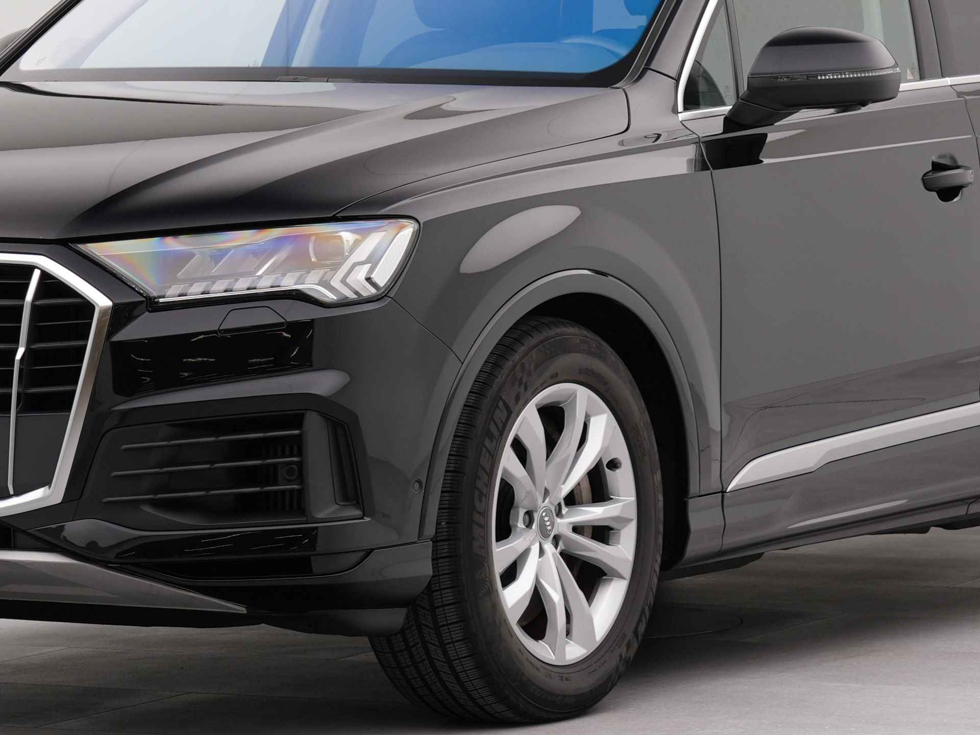 Audi Q7 55 TFSI e quattro Pro Line Plus | autom 8 traps | Audi entertainment systeem achter| Lederen bekleding | Navigatie by App | Panoramadak | LM velgen 19" - 33/83