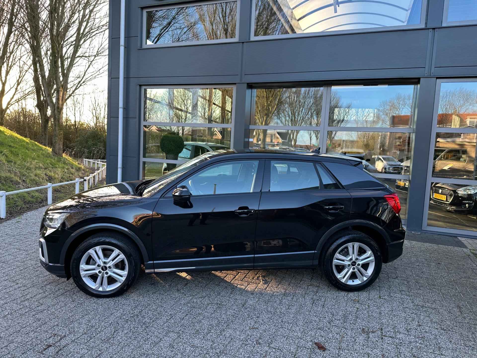 Audi Q2 35 TFSI 150 pk Pro Line camera / stoelverw./ carplay - 2/71