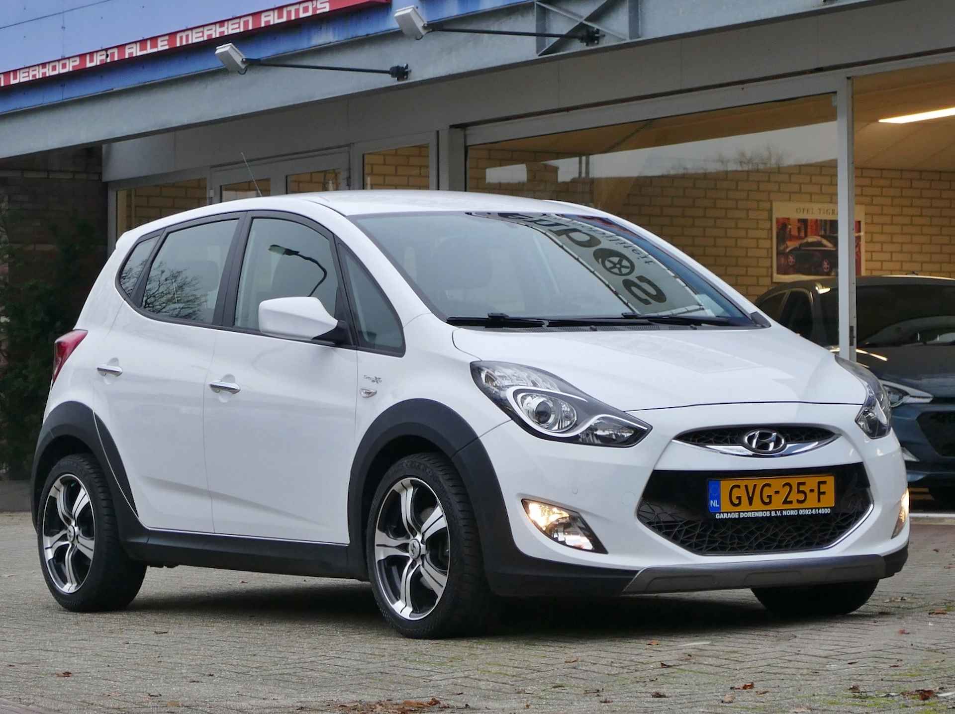 Hyundai ix20 1.6i Crossline X AUTOMAAT | all-season-banden | stoelverwarming - 8/45