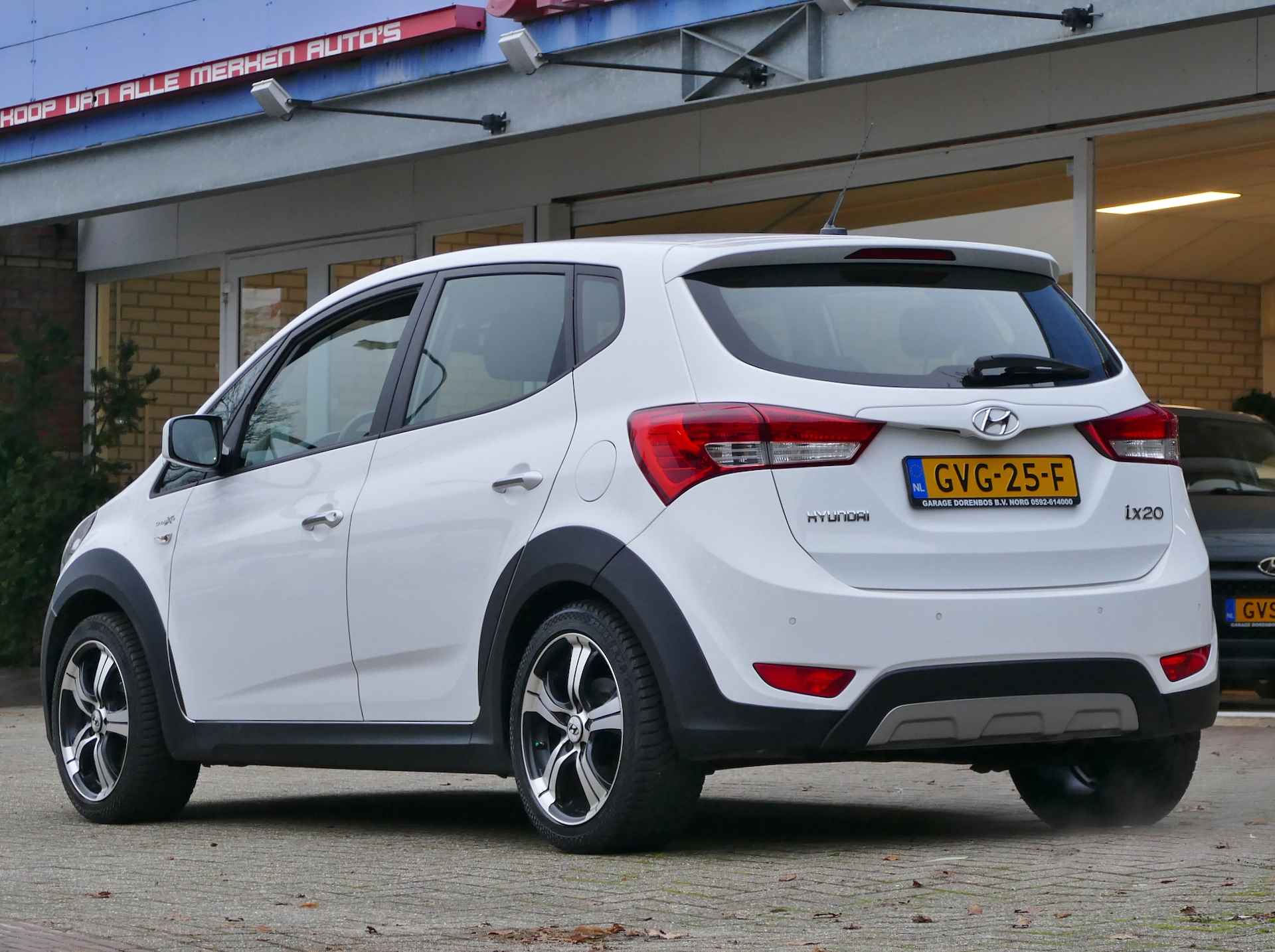 Hyundai ix20 1.6i Crossline X AUTOMAAT | all-season-banden | stoelverwarming - 44/45