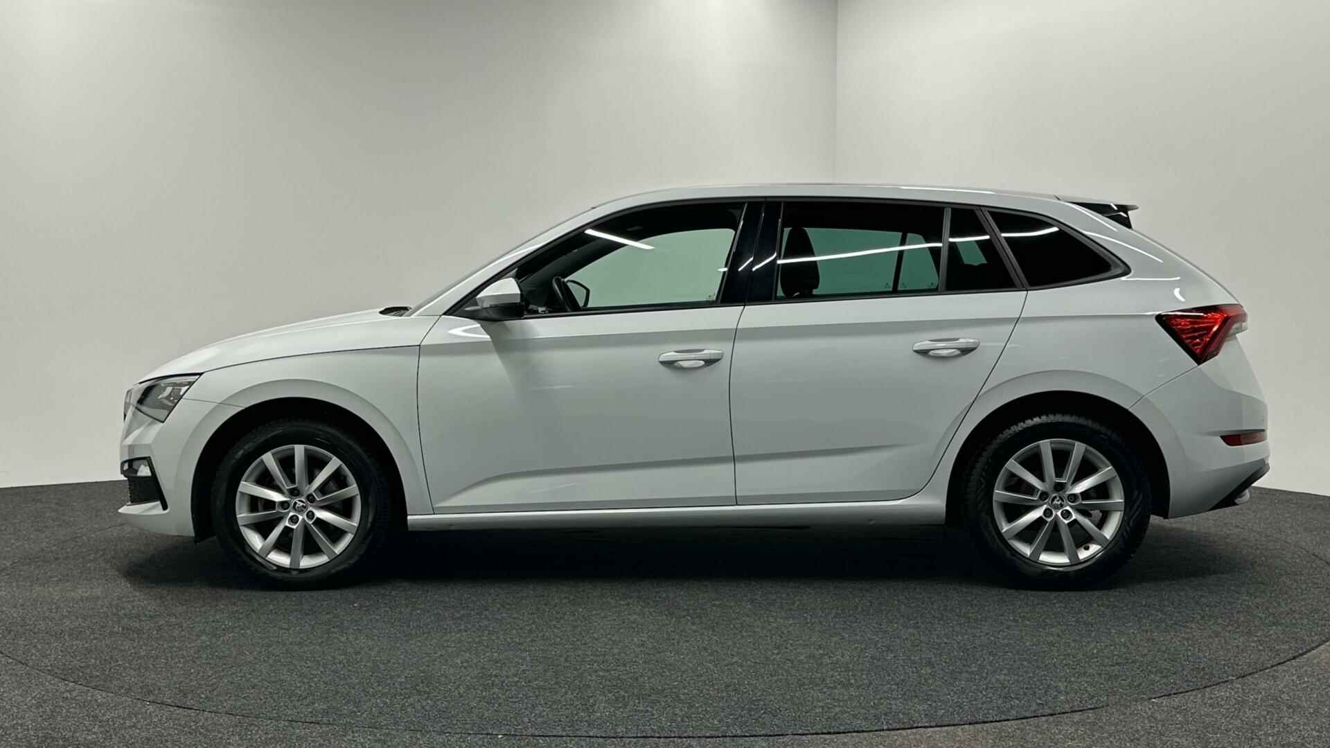 Skoda Scala 1.0 TSI Business Edition CARPLAY PANORAMA DAK - 9/38