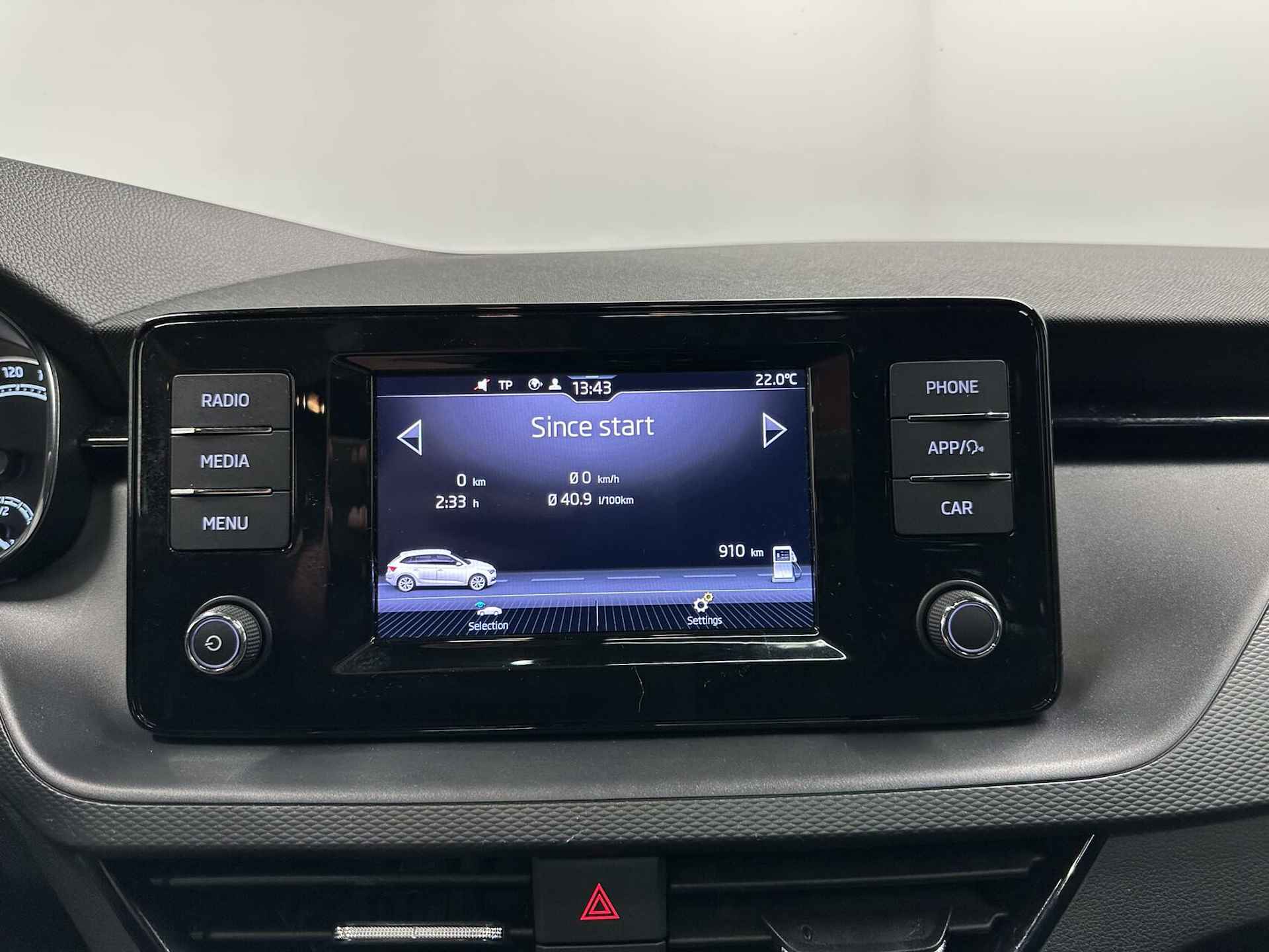 Skoda Scala 1.0 TSI Business Edition CARPLAY PANORAMA DAK - 32/38