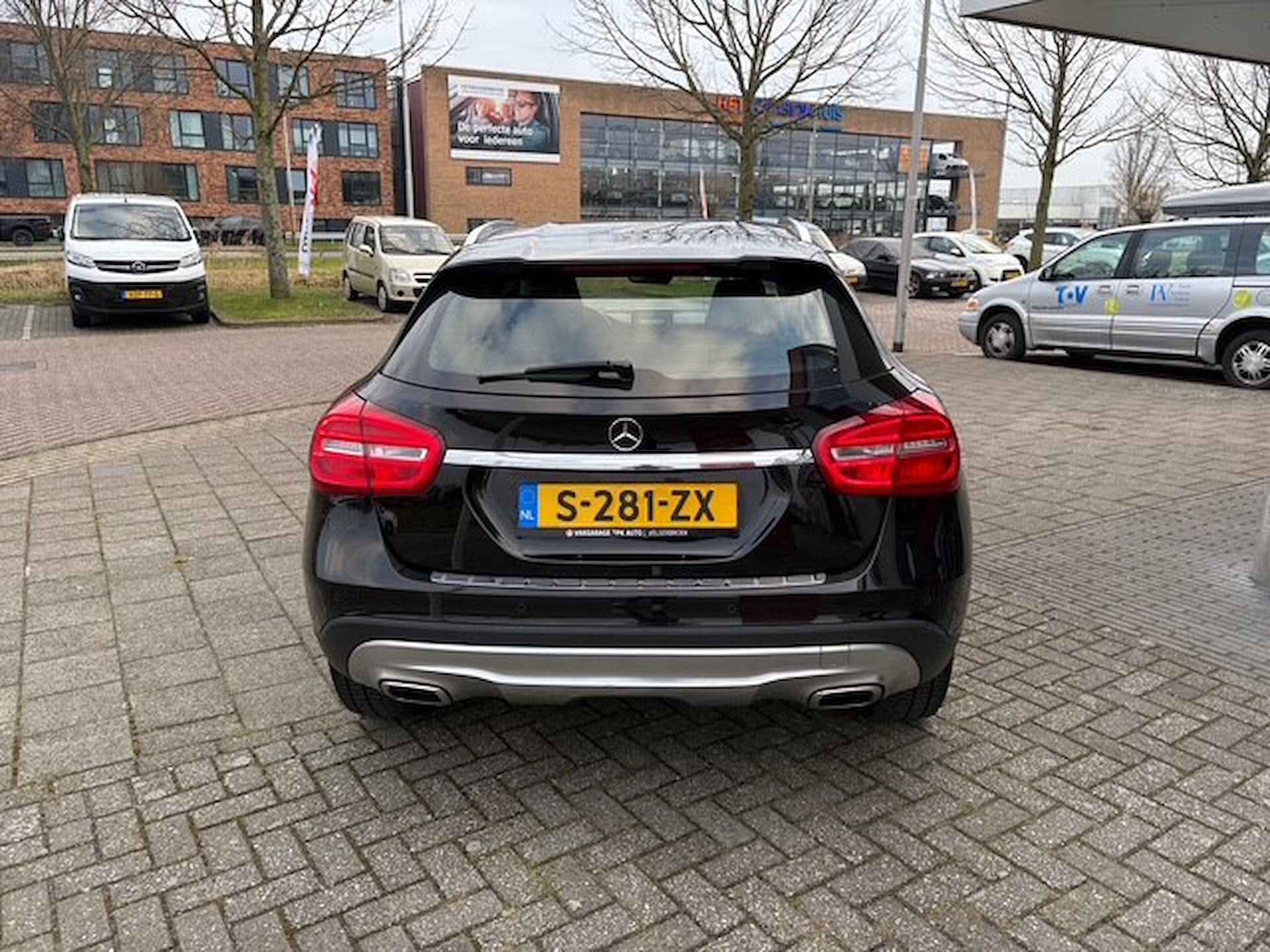 Mercedes-Benz GLA 180 Ambition | Navi | Cruise | 89.576 km Dealeronderhouden - 4/19