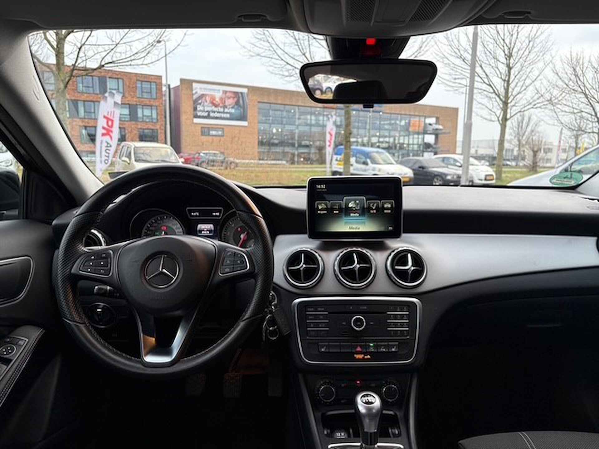 Mercedes-Benz GLA 180 Ambition | Navi | Cruise | 89.576 km Dealeronderhouden - 19/19