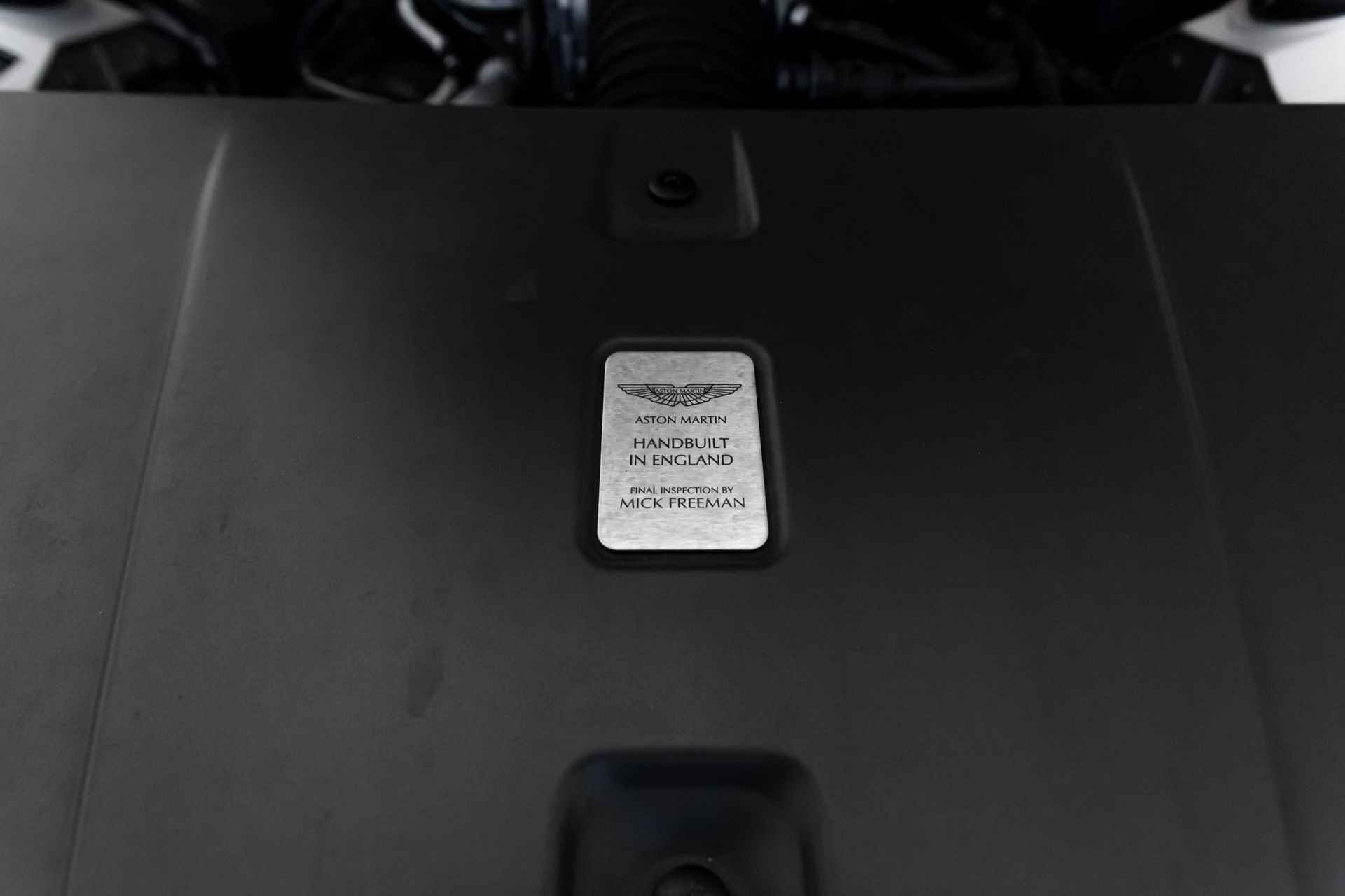 Aston Martin V8 Vantage Roadster 4.3 Sportshift ~Munsterhuis Sportscars~ - 46/46