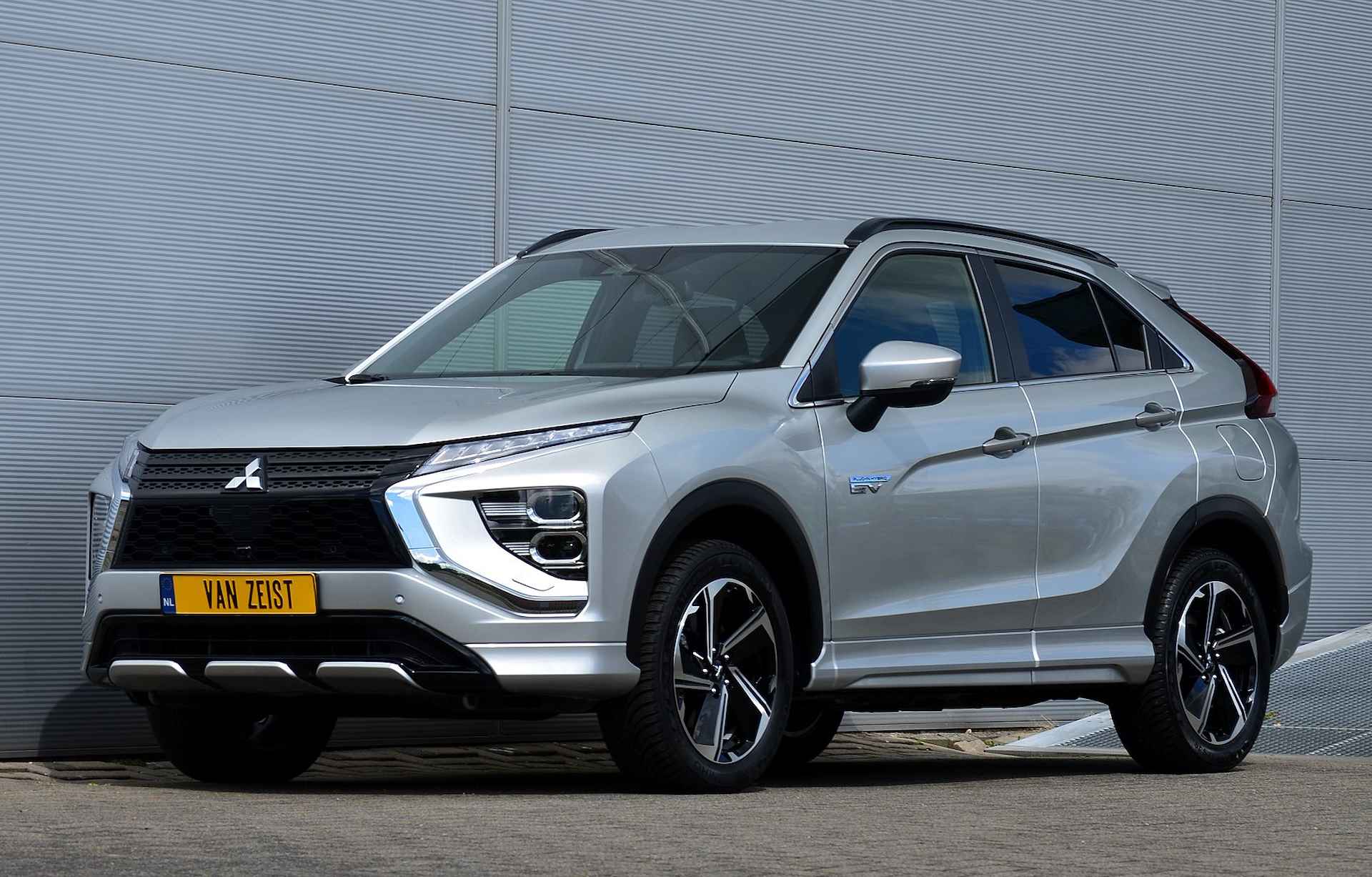 Mitsubishi Eclipse Cross PHEV 2.4 BUSINESS EXECUTIVE 4WD | PLUG IN HYBRID | ADAPTIEF CRUISE | ALL SEASON BANDEN | FABRIEKGARANTIE TOT 23-12-2030* | ALL IN RIJKLAARPRIJS - 6/46