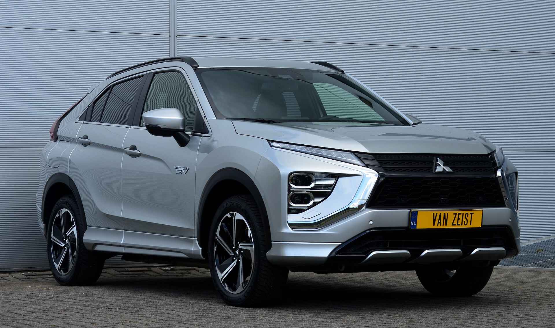 Mitsubishi Eclipse Cross PHEV 2.4 BUSINESS EXECUTIVE 4WD | PLUG IN HYBRID | ADAPTIEF CRUISE | ALL SEASON BANDEN | FABRIEKGARANTIE TOT 23-12-2030* | ALL IN RIJKLAARPRIJS - 13/46