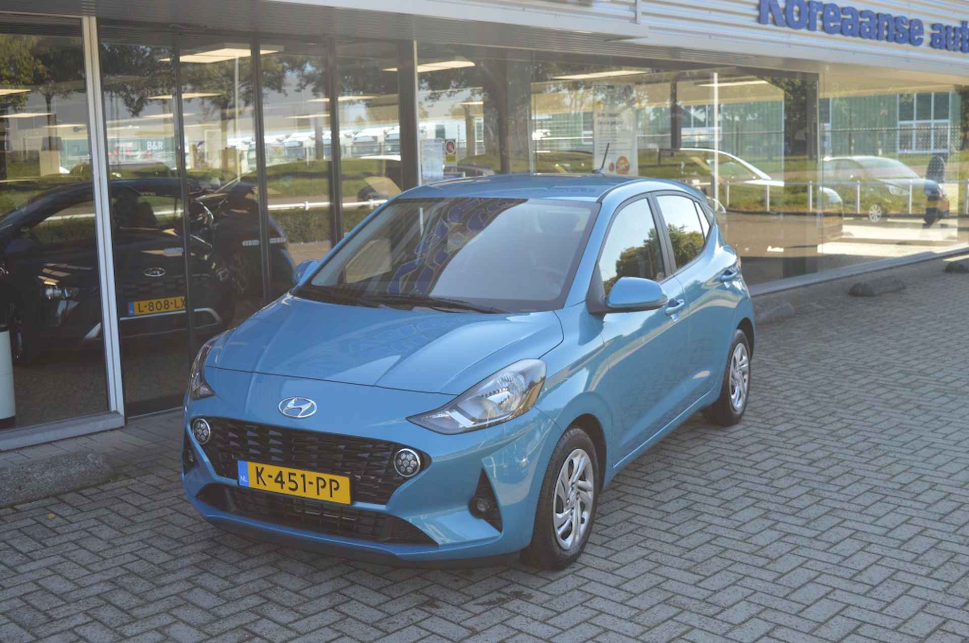 Hyundai i10 1.0 Comfort Smart 5p Automaat Navi Camera NL-auto 1e. eig - 2/17