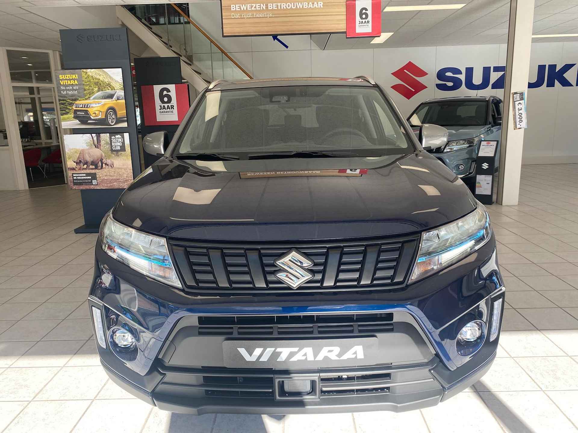 Suzuki Vitara 1.5 Hybrid Select Rhino Edition VAN € 35.019,- VOOR € 31.500 - 8/33