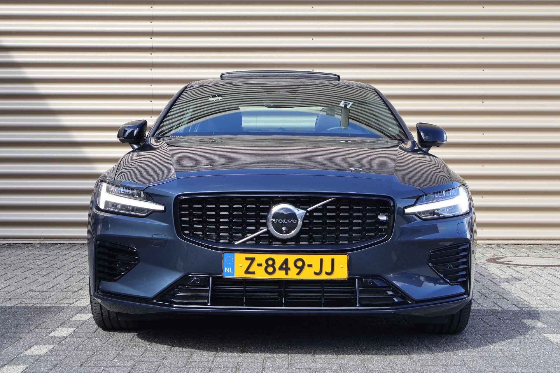 Volvo S60 2.0 Recharge T6 AWD Ultimate Dark l Long range l Bowers & Wilkins - 5/47