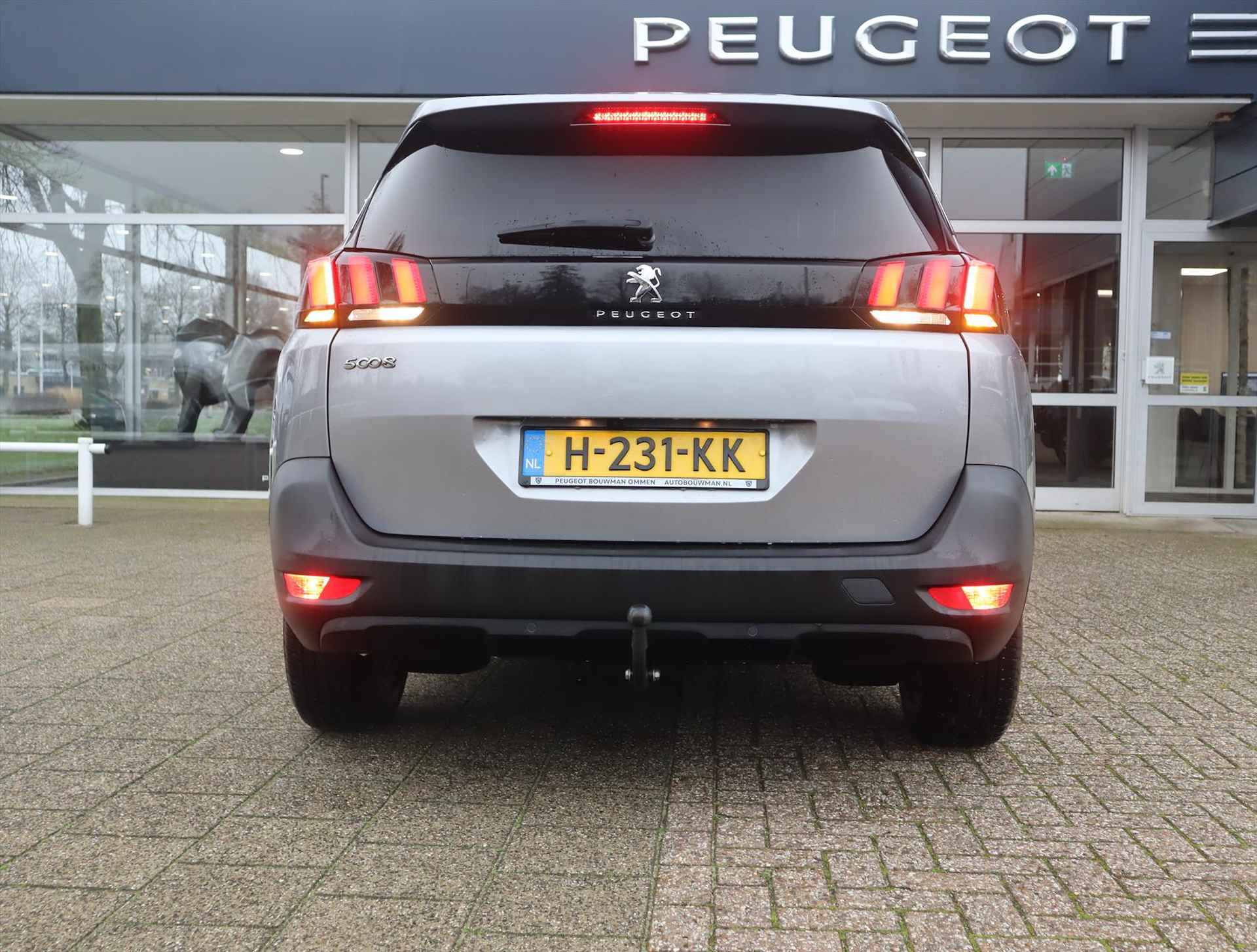 PEUGEOT 5008 SUV Active PureTech 130PK EAT8 automaat 7pers., Rijklaarprijs, Navigatie Trekhaak Cruise control Camera Parkeensensoren voor en achter - 19/63