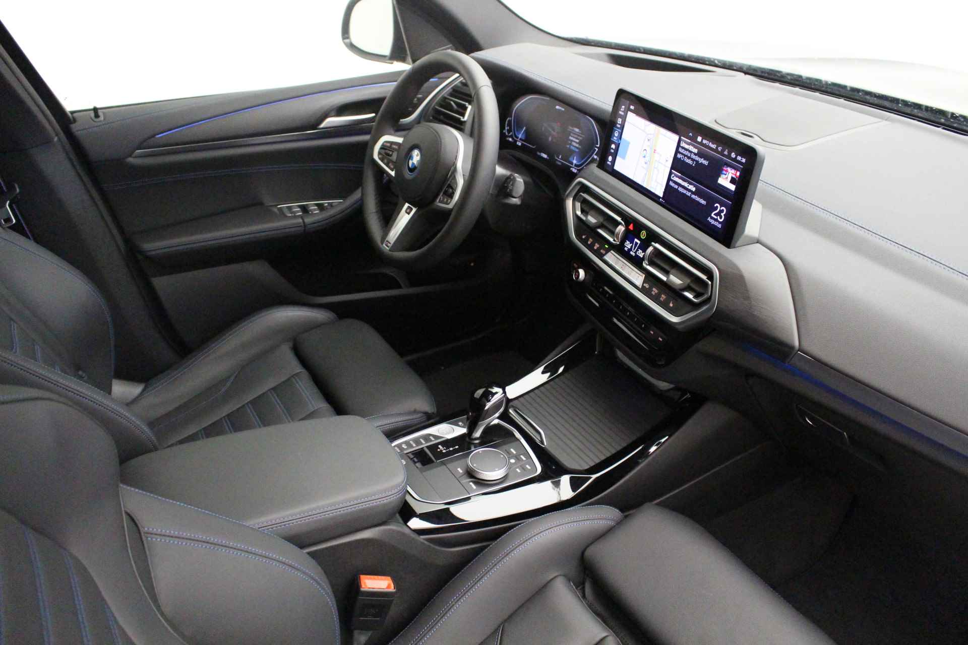 BMW X3 xDrive30e M-Sport | Panorama | Trekhaak | Harman Kardon | Gesture | 21" - 25/32