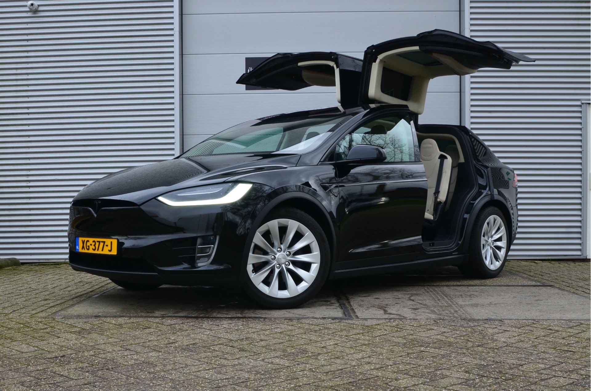 Tesla Model X 75D (4x4) 7p. AutoPilot3.0 - 6/37