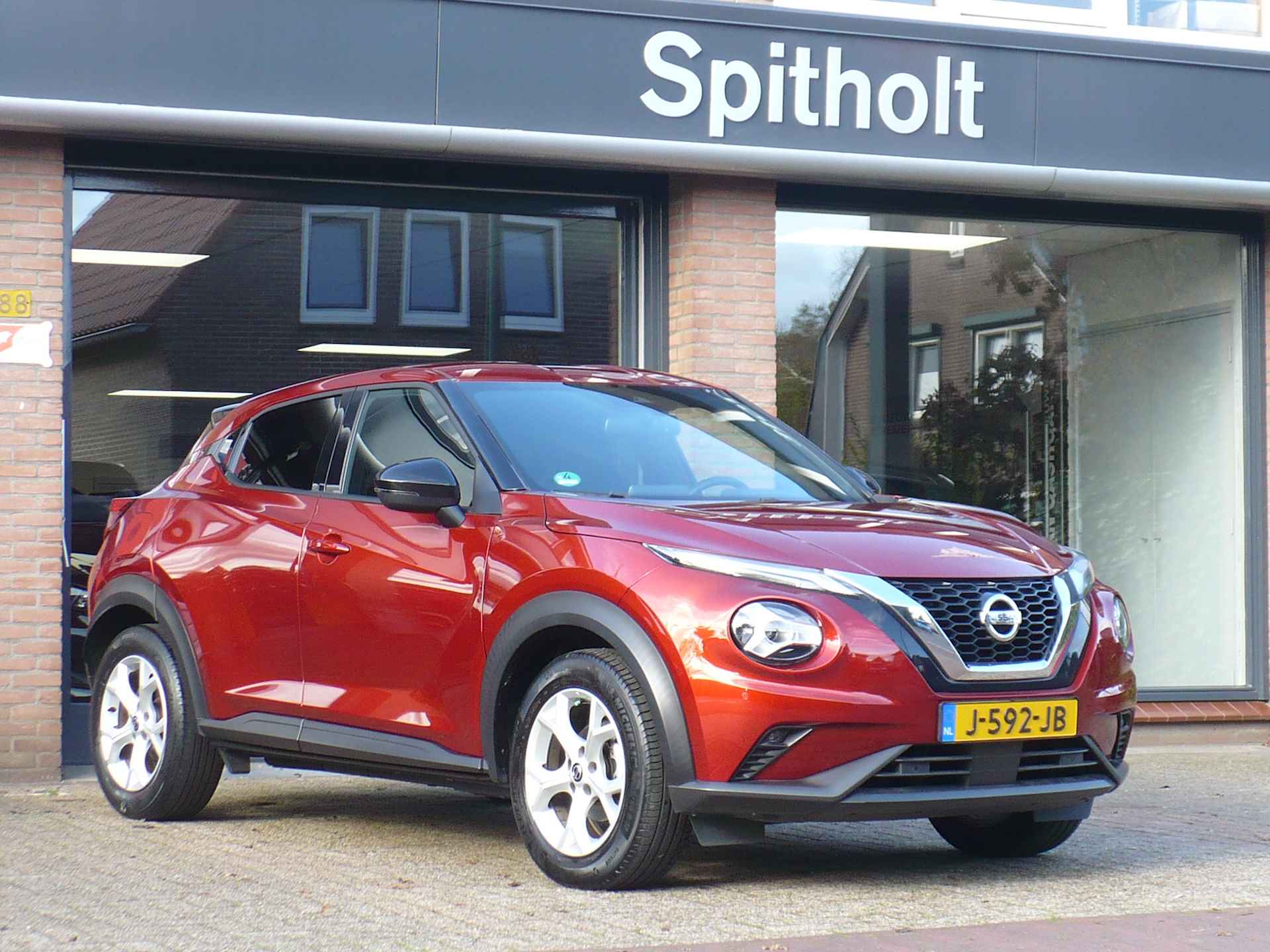 Nissan Juke 1.0 DIG-T N-Connecta 117pk Navi - 4/25