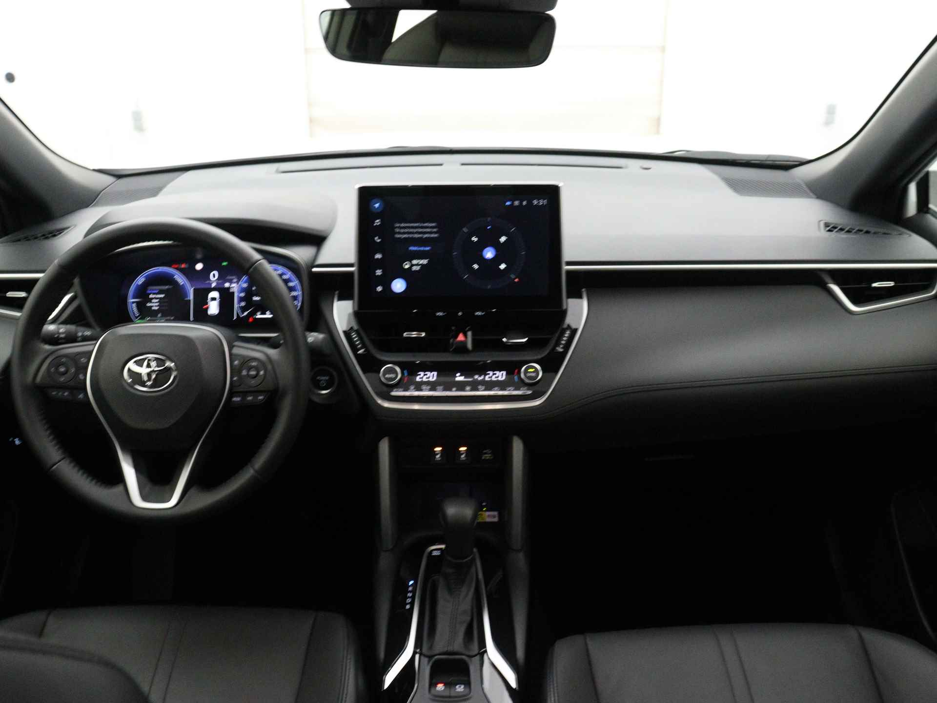 Toyota Corolla Cross Hybrid 140 Style + Premium Pack II | Half leder | Panoramadak | Dodehoek Assistent | Stoelverwarming | LM velgen | Parkeersensoren | - 6/48