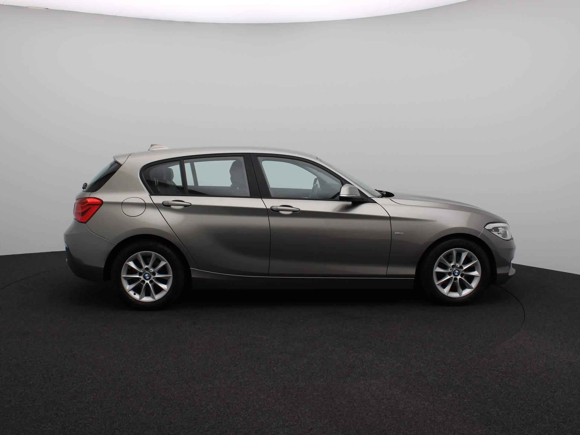 BMW 1-serie 116d EDE Centennial High Executive | Navi | Leder | LED koplampen | Cruise control | Parkeersensoren - 6/28