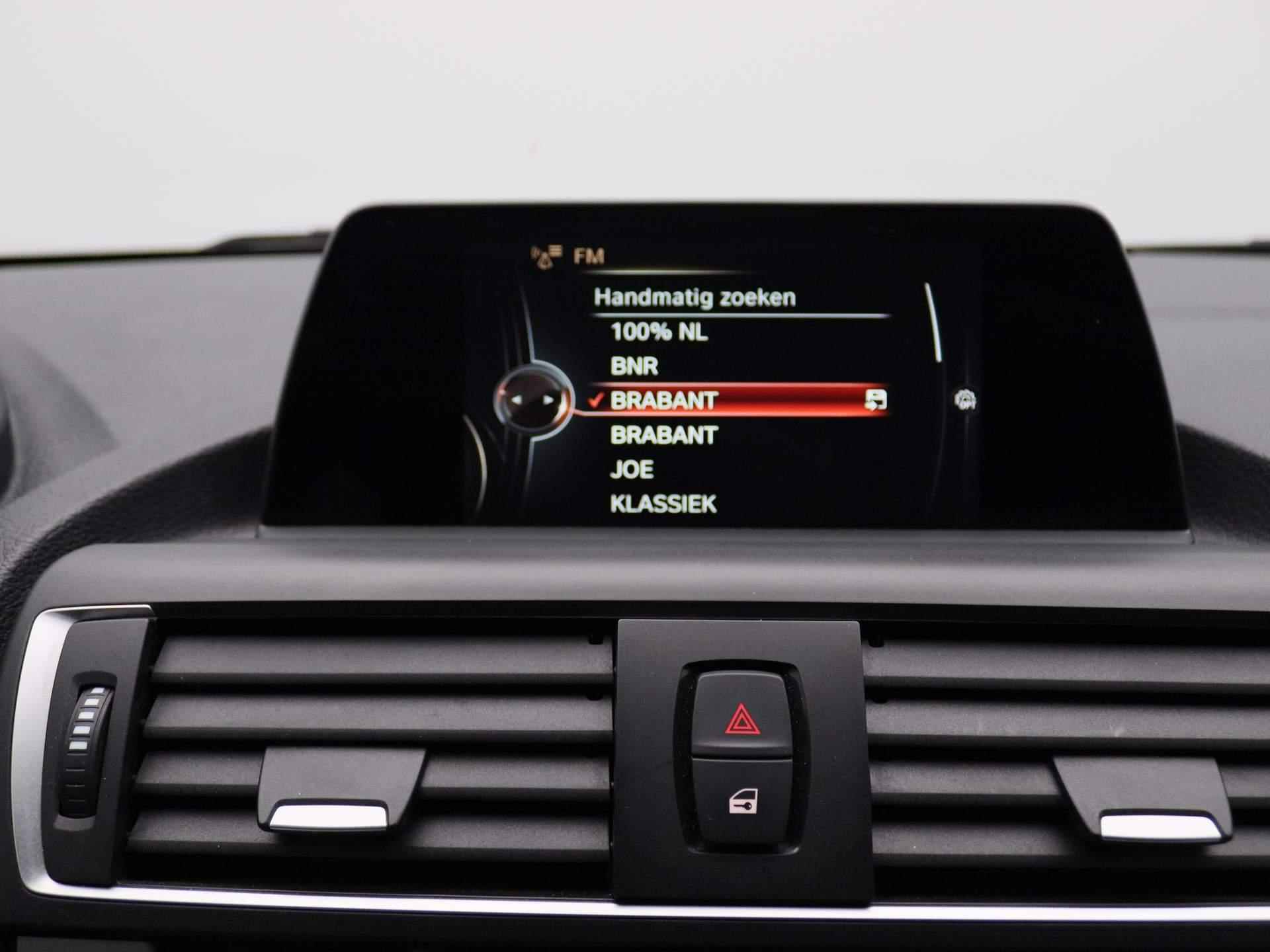 BMW 1-serie 116d EDE Centennial High Executive | Navi | Leder | LED koplampen | Cruise control | Parkeersensoren - 16/28