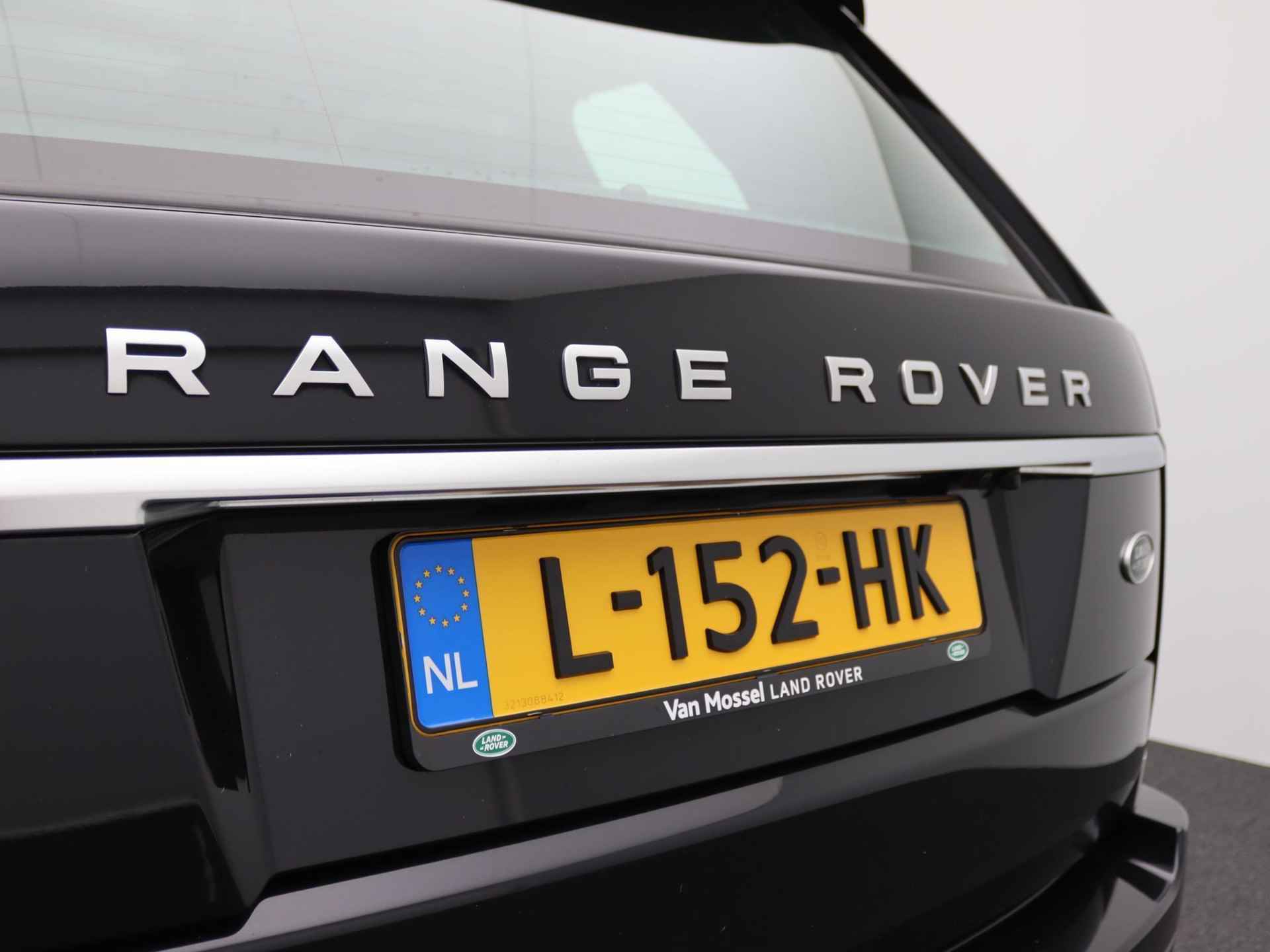 Land Rover Range Rover P525 Autobiography V8 SuperCharged | Driver Assist Pack | SVO Premium Palette Black | 1e Eigenaar | Origineel NL | - 43/55