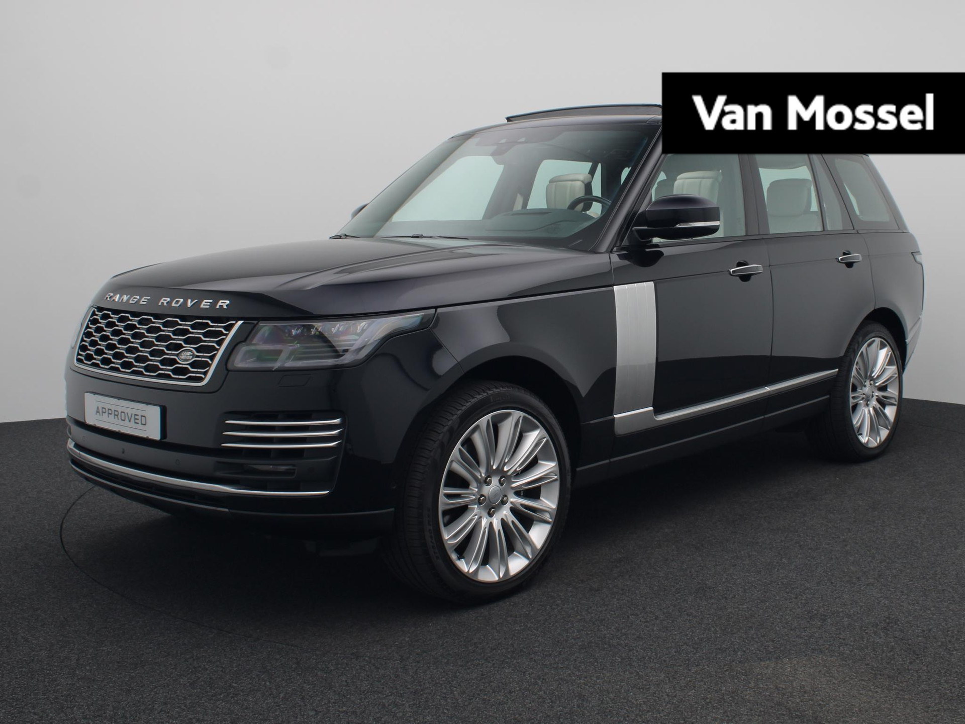 Land Rover Range Rover P525 Autobiography V8 SuperCharged | Driver Assist Pack | SVO Premium Palette Black | 1e Eigenaar | Origineel NL |