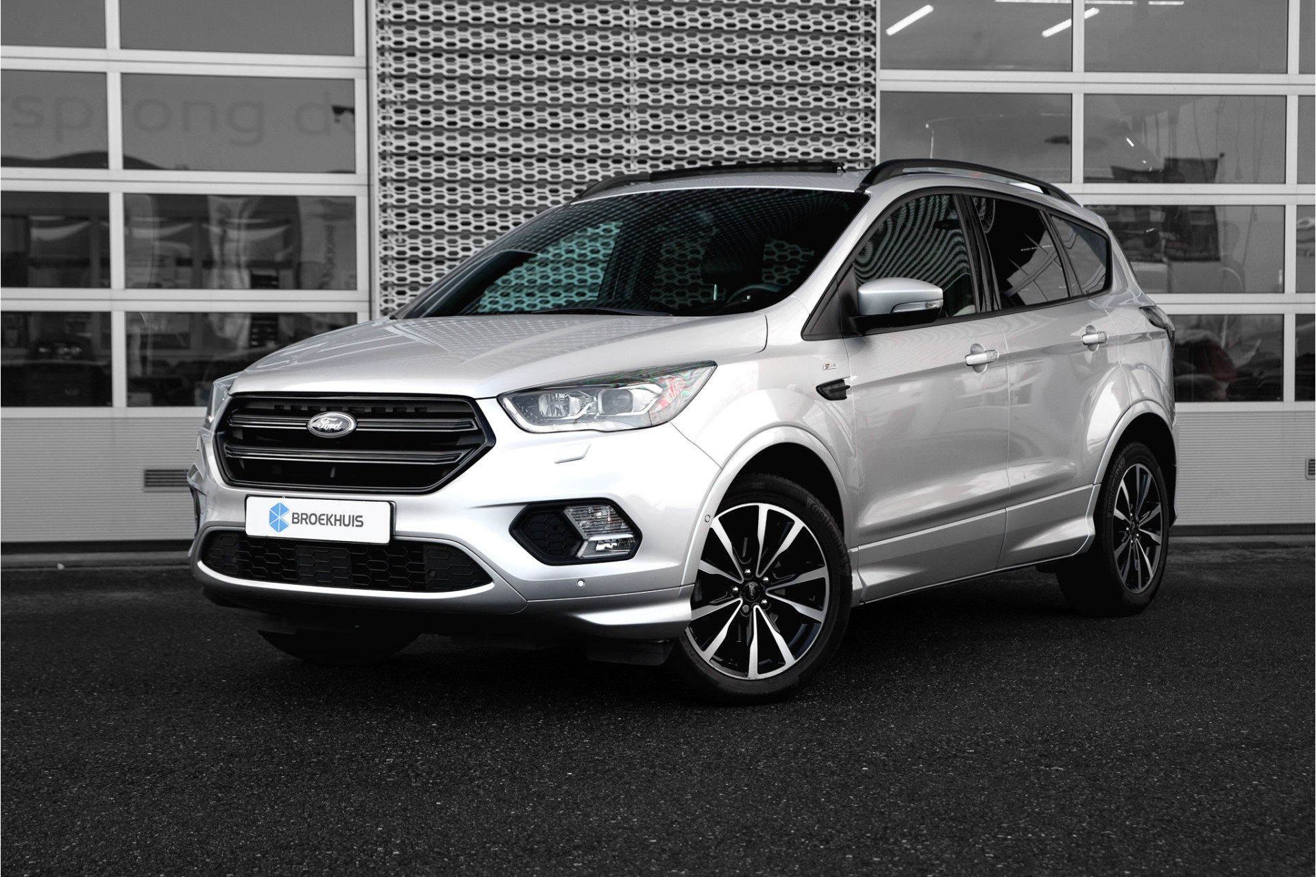 Ford Kuga 1.5 EcoBoost ST Line | Panoramadak |