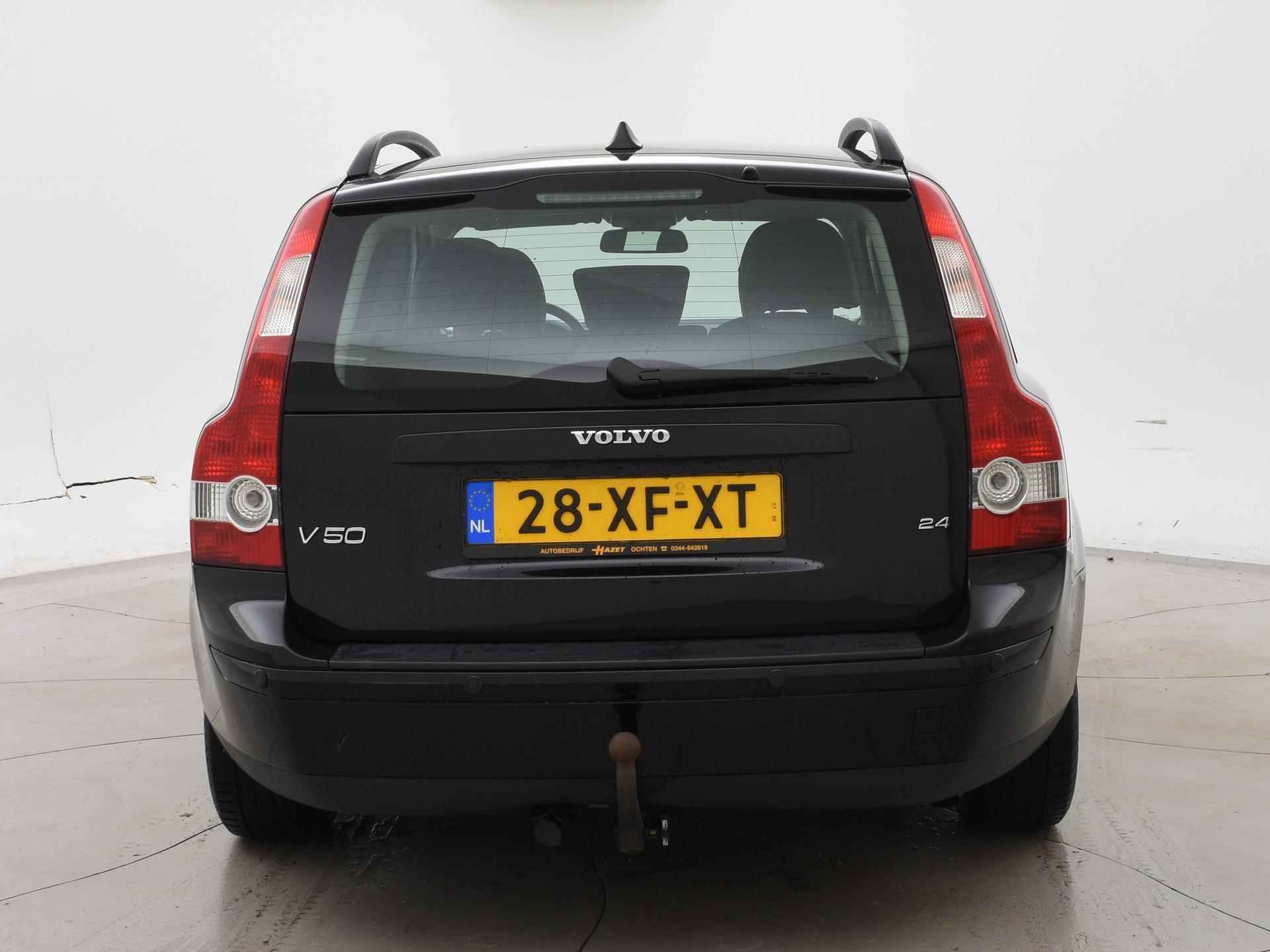 Volvo V50 2.4 140 PK 5-CIL AUT. + TREKHAAK | CLIMATE | CRUISE CONTROL - 7/20