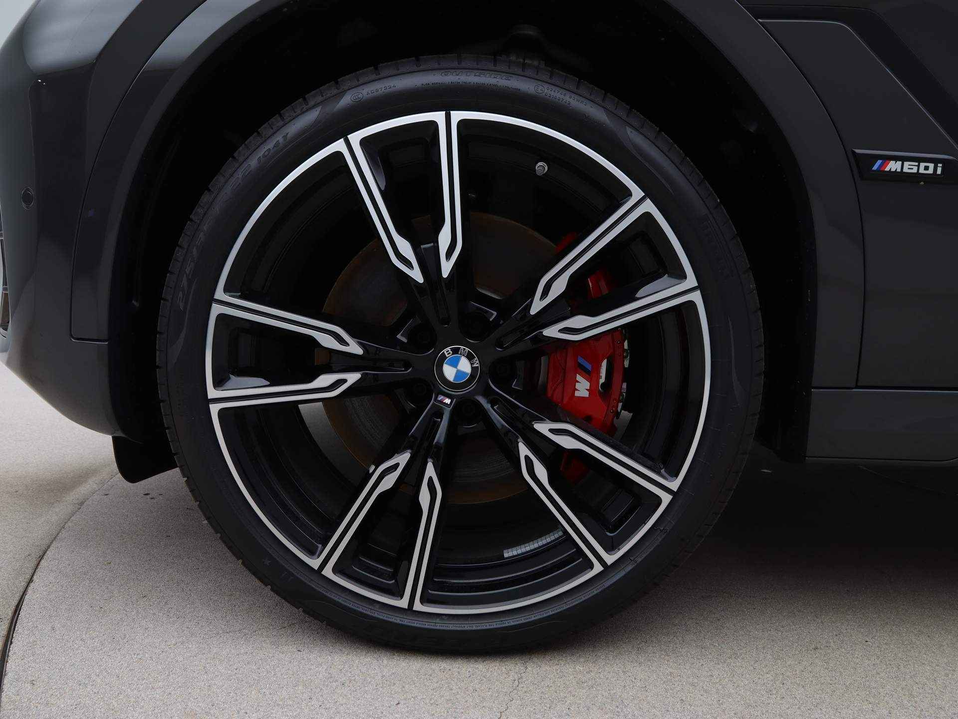 BMW X6 M60i xDrive - 21/30