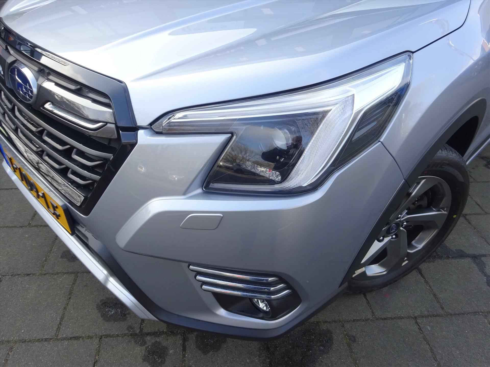 Subaru Forester 2.0i e-BOXER 150pk CVT Luxury | Ice Silver | Navi |Trekhaak | 5 jaar fabrieks garantie - 10/50