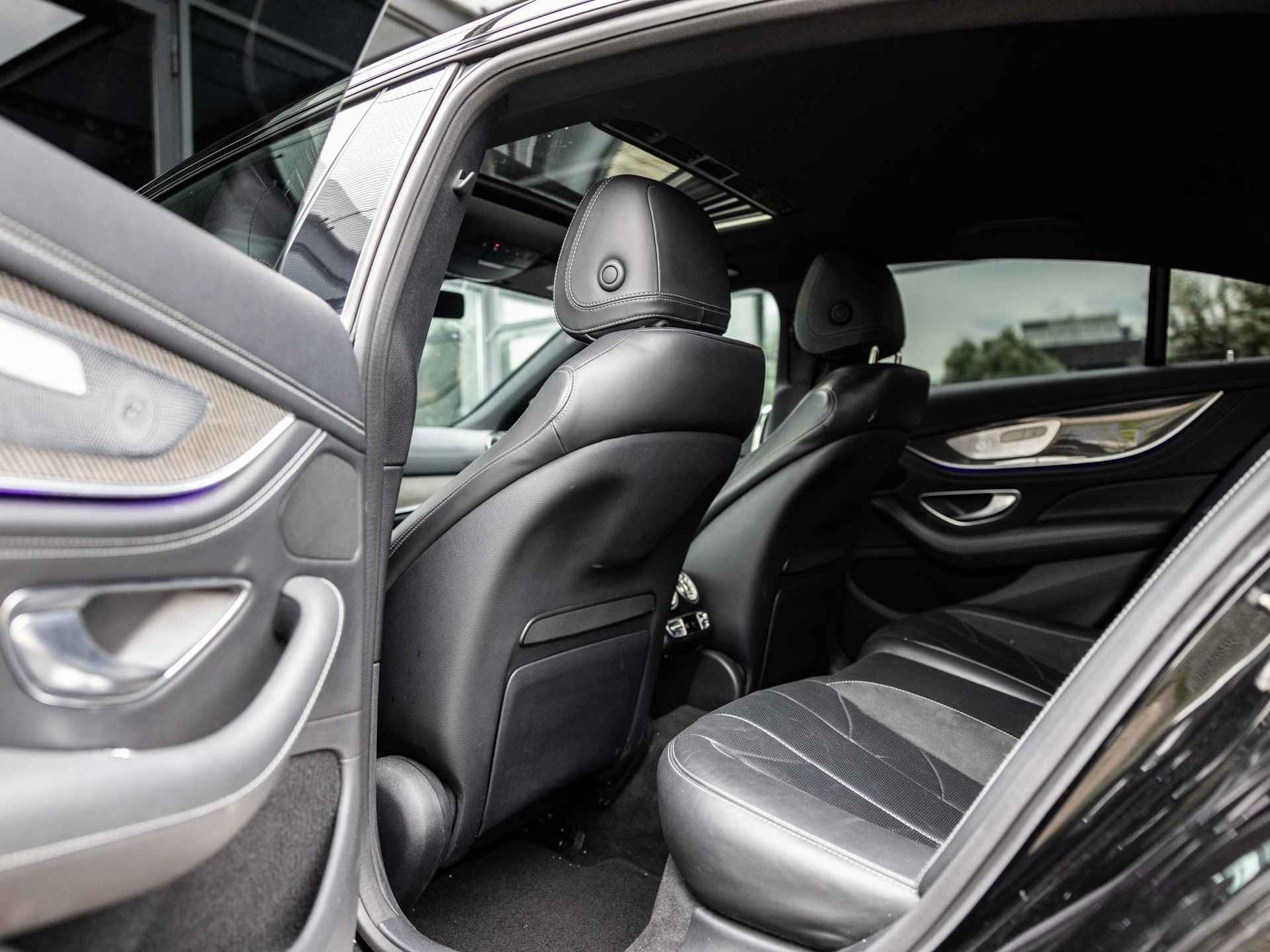 Mercedes-Benz CLS-klasse AMG 53 4MATIC+ Premium Plus | NIGHT PAKKET | BURMESTER | SCHUIF-KANTELDAK | 20 INCH | CARBON INTERIEURLIJSTEN | RIJ-ASSISTENTIE PAKKET | LUCHTVERING | VOLLEDIG MERCEDES ONDERHOUDEN | PANAMERICANA GRILL | STOELVENTILATIE | - 16/51