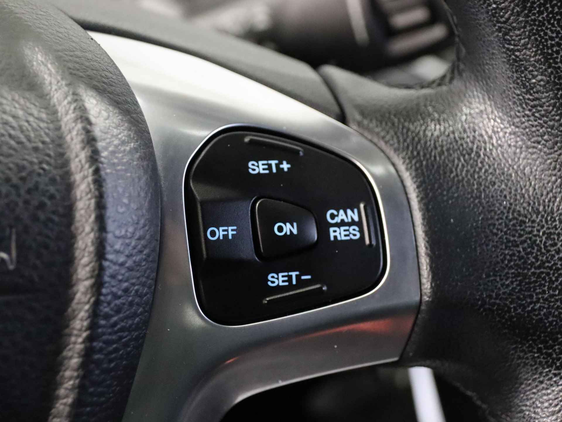 Ford Fiesta 1.0 Style Ultimate | 5-deurs | Airco | Cruise Control | Parkeersensoren V + A | Bluetooth | Navigatie | Lichtmetalen Velgen | Magnetic - 17/28