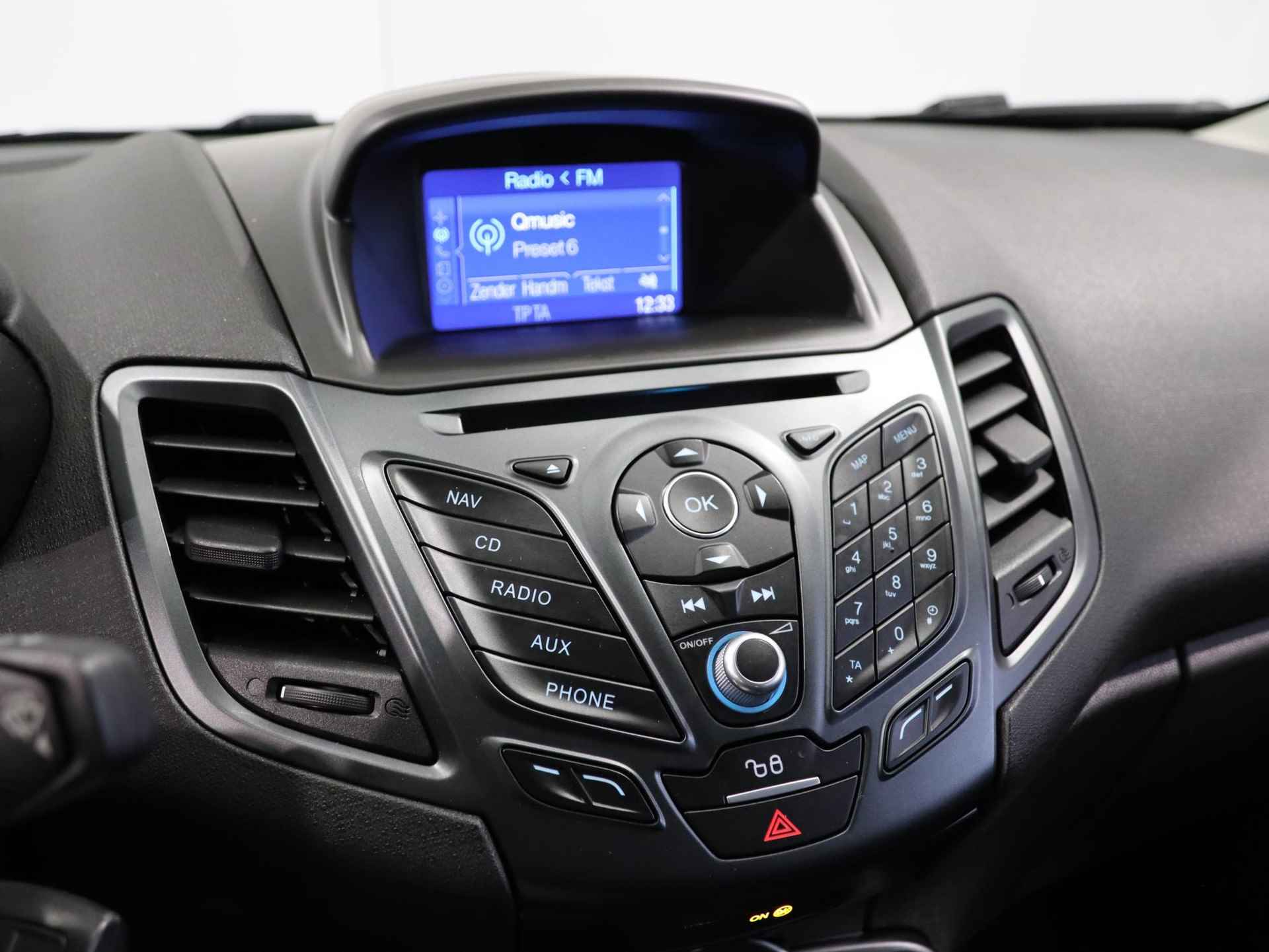 Ford Fiesta 1.0 Style Ultimate | 5-deurs | Airco | Cruise Control | Parkeersensoren V + A | Bluetooth | Navigatie | Lichtmetalen Velgen | Magnetic - 18/28