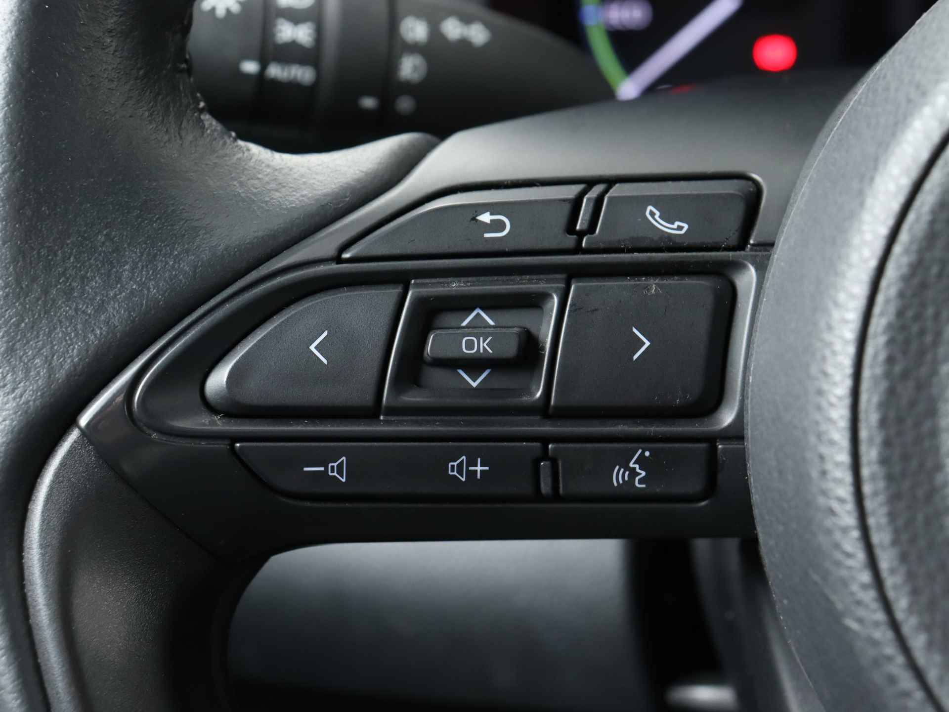 Toyota Yaris Cross 1.5 Hybrid Dynamic | Navigatie | Apple CarPlay | Camera | - 22/41
