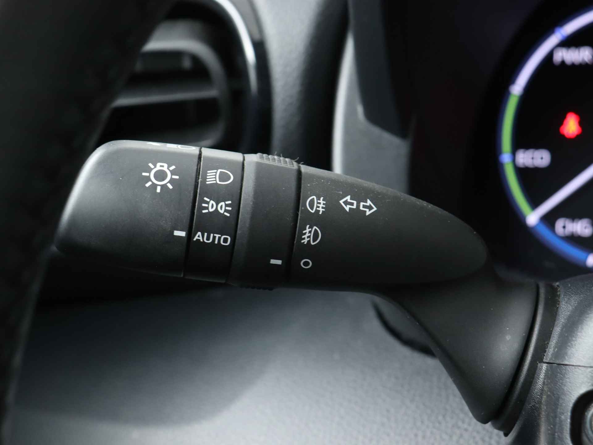 Toyota Yaris Cross 1.5 Hybrid Dynamic | Navigatie | Apple CarPlay | Camera | - 24/41