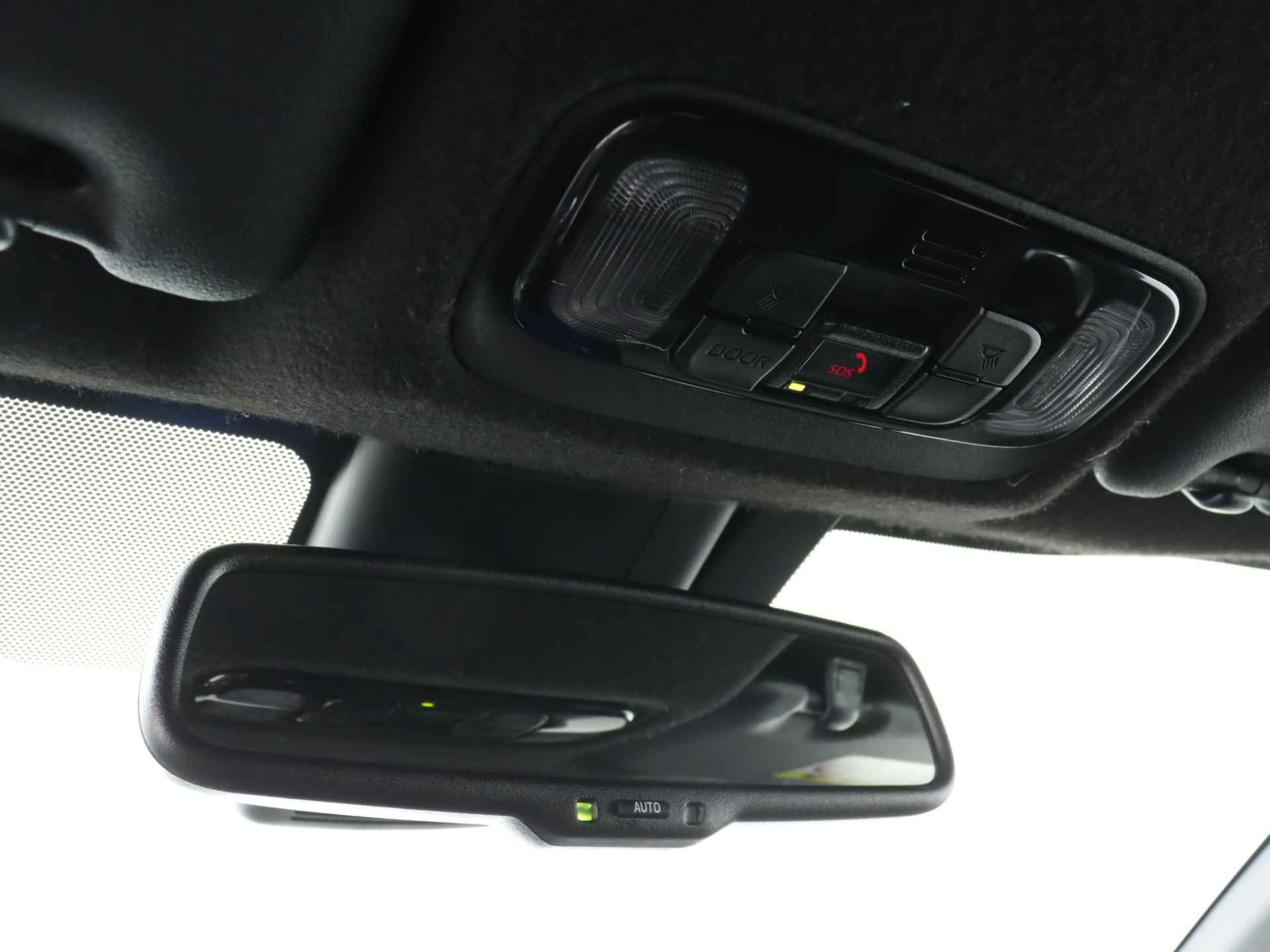 Toyota Yaris Cross 1.5 Hybrid Dynamic | Navigatie | Apple CarPlay | Camera | - 31/41