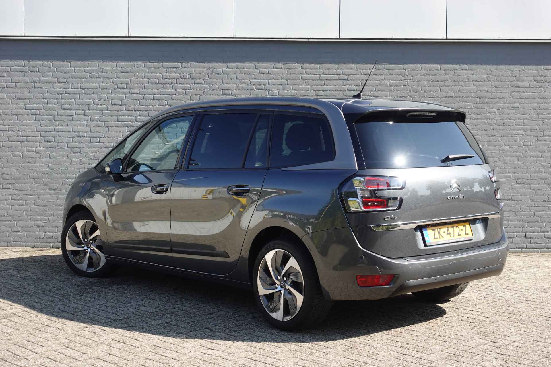 Citroën Grand C4 Picasso 1.6 e-THP Exclusive 165 AUTOMAAT | NAV | LEDER | PANO-DAK | JBL | ELEK.A.KLEP | AF. TREKHAAK - 2/33