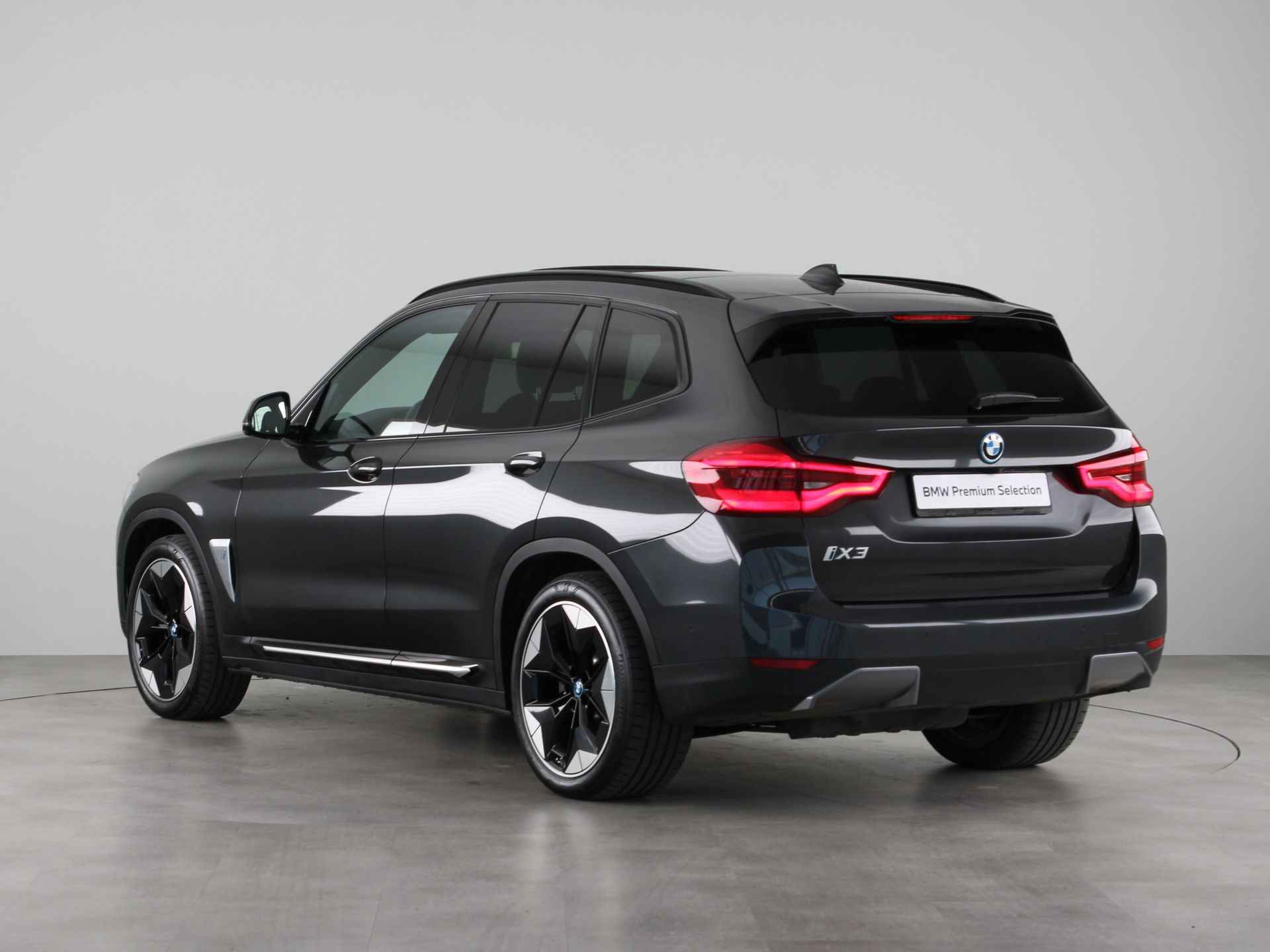 BMW iX3 80 kWh High Executive Shadow Line - 8/28