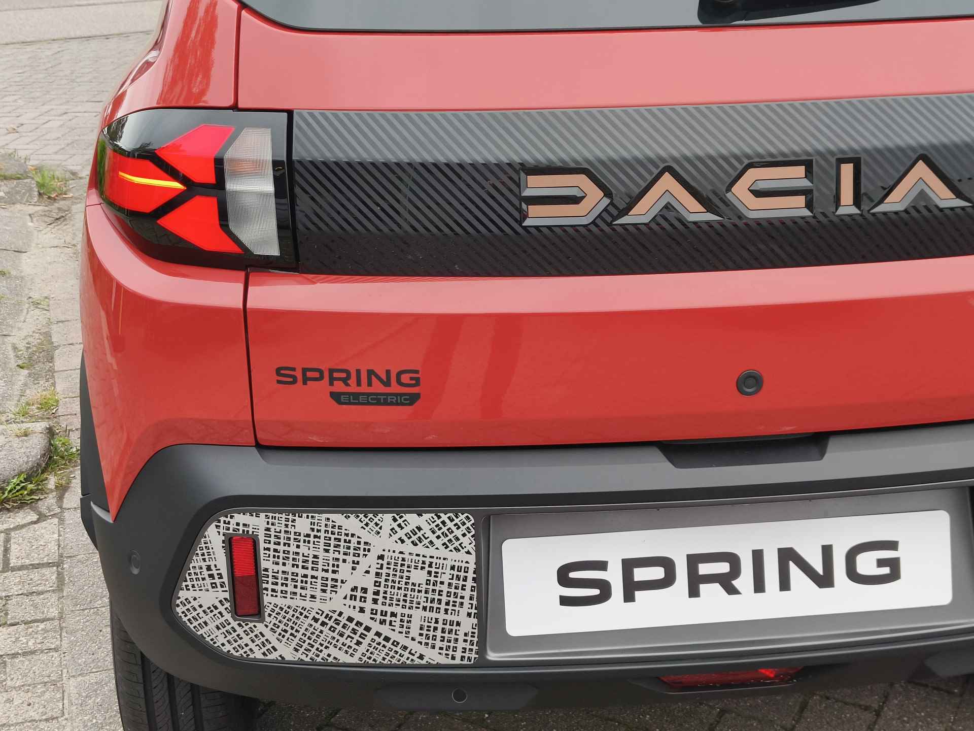 Dacia Spring Extreme 65 26.8 kWh CCS DC lader € 2950,- overheidsubsidie - 14/43