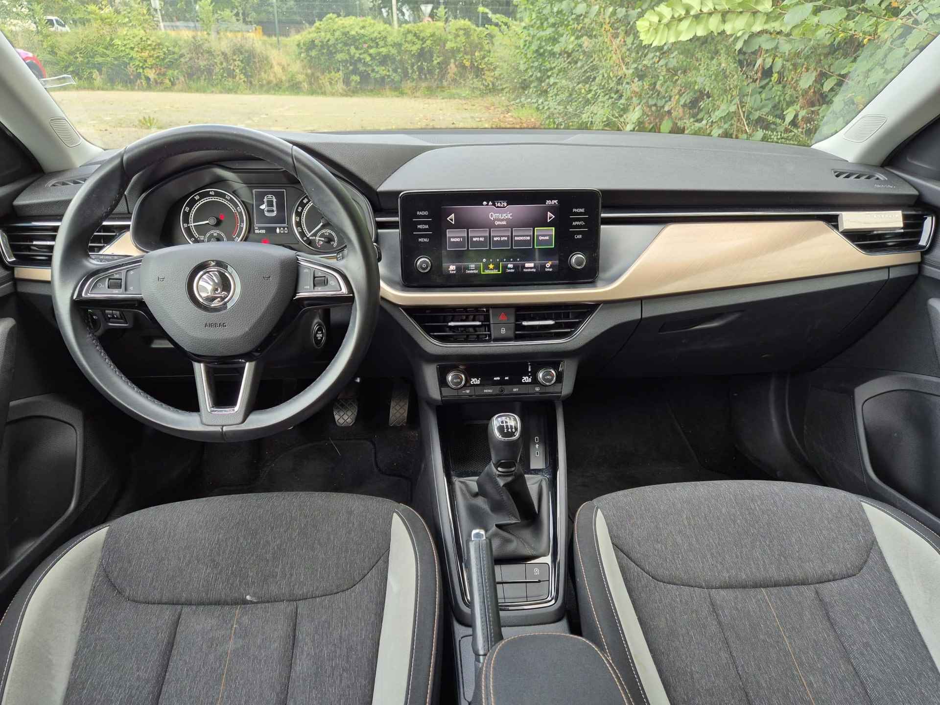 Skoda Scala 1.0 TSI 115 PK Style | WORDT VERWACHT | Apple CarPlay | Climatronic | Parkeerhulp | Cruise Control | - 3/4